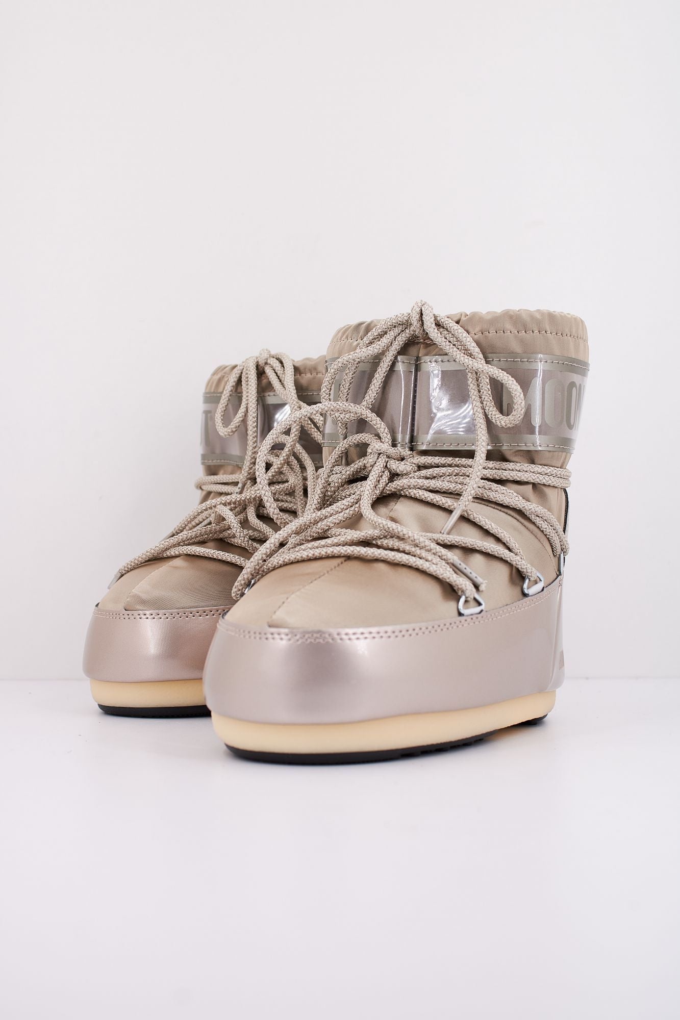 MOON BOOT MB ICON LOW GLANC en color BRONCE (2)