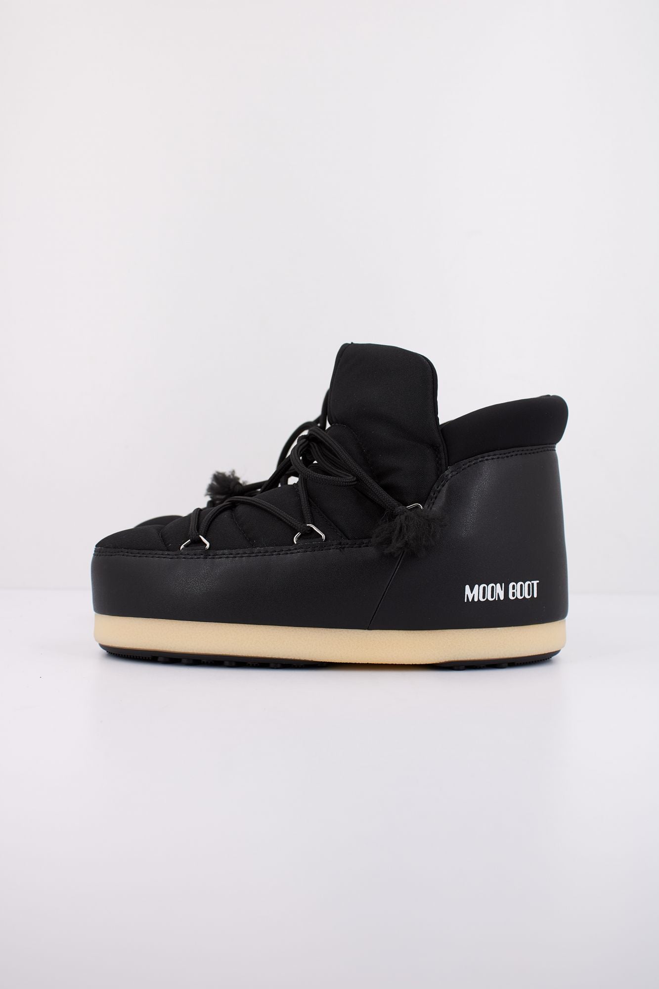 MOON BOOT MB EVX PUMPS en color NEGRO (1)