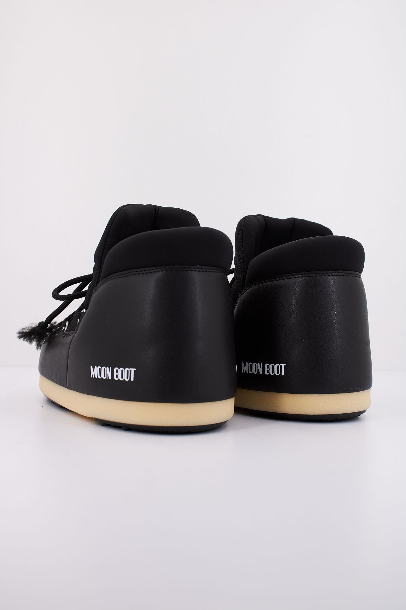 MOON BOOT MB EVX PUMPS en color NEGRO (4)
