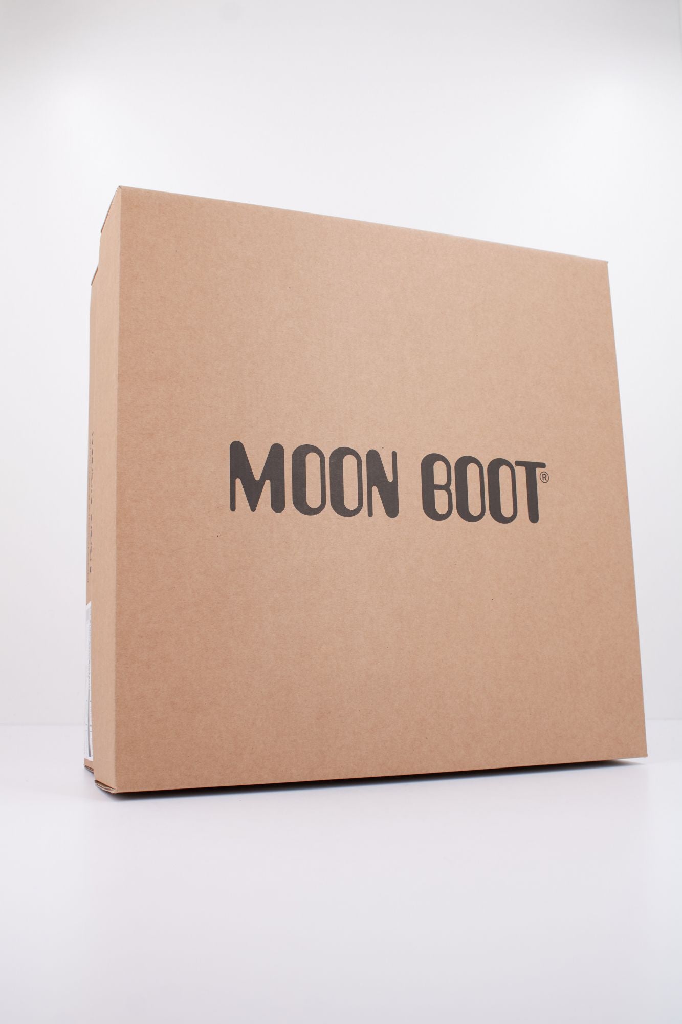 MOON BOOT MB ICON LOW NYLON en color VIOLETA (6)