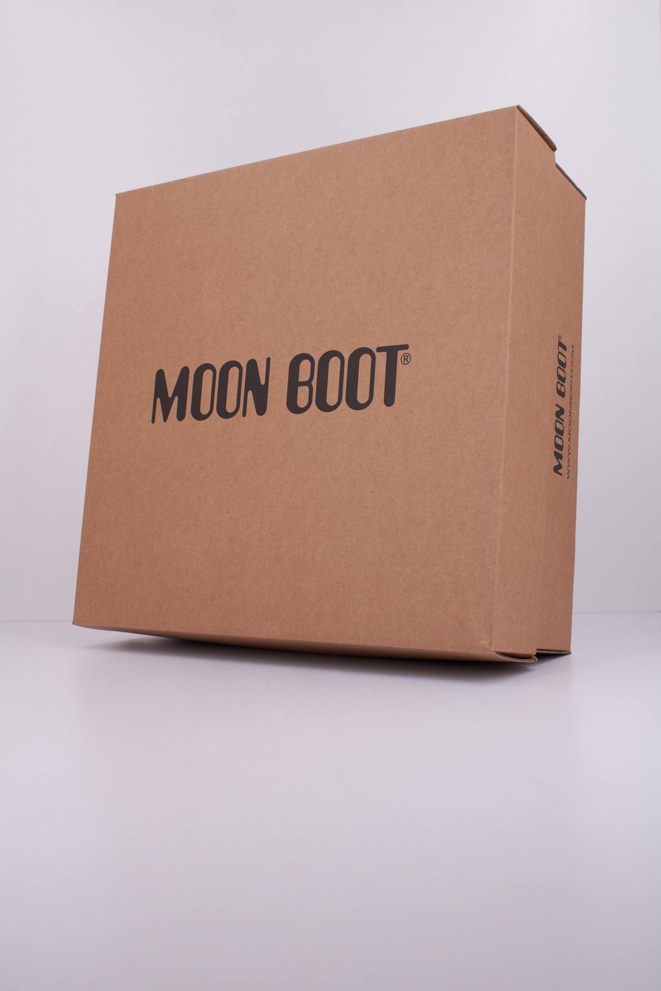 MOON BOOT MB ICON LOW SPACE en color VERDE (6)
