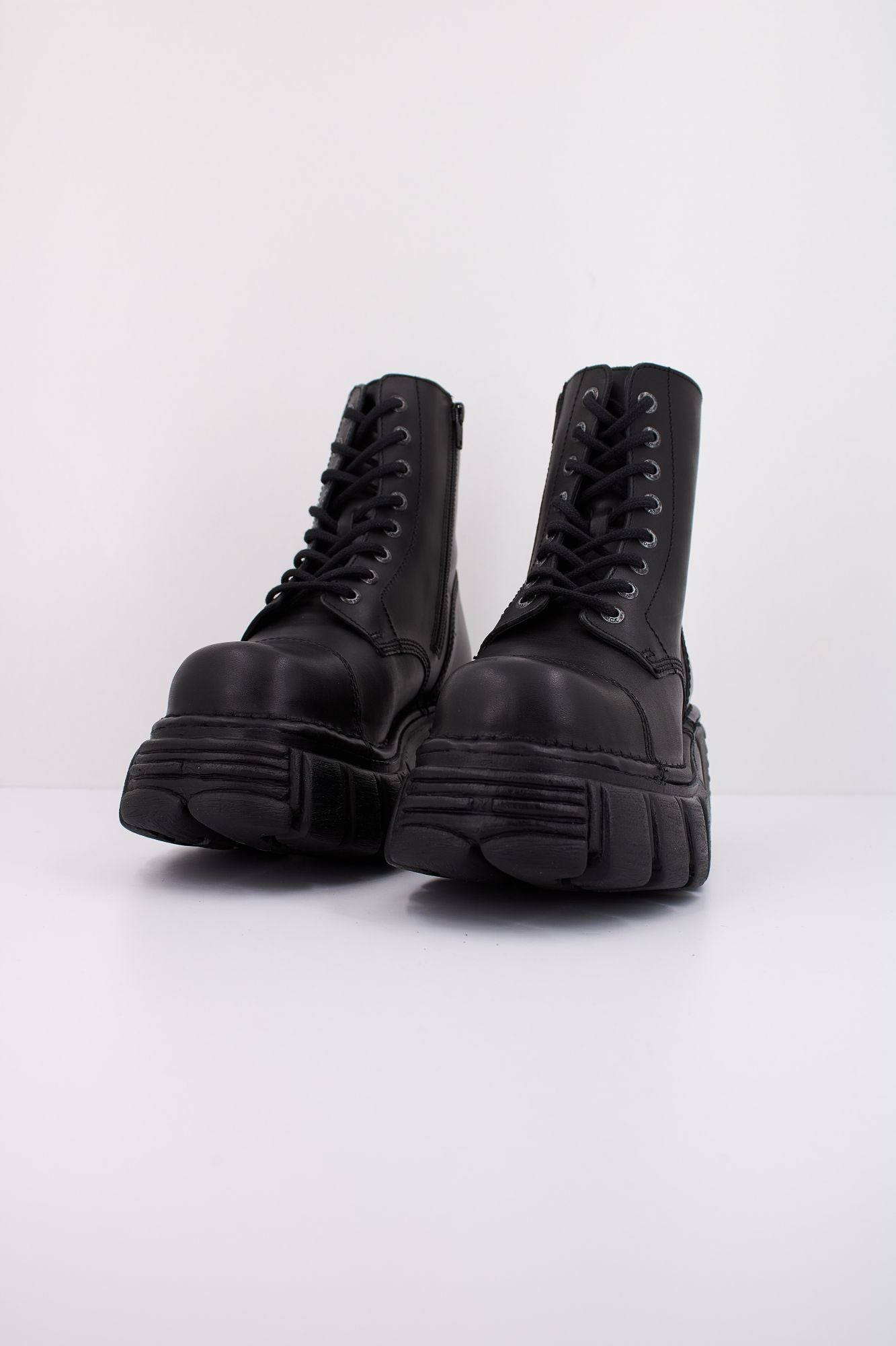 NEW ROCK MNEWMILI083 en color NEGRO (2)