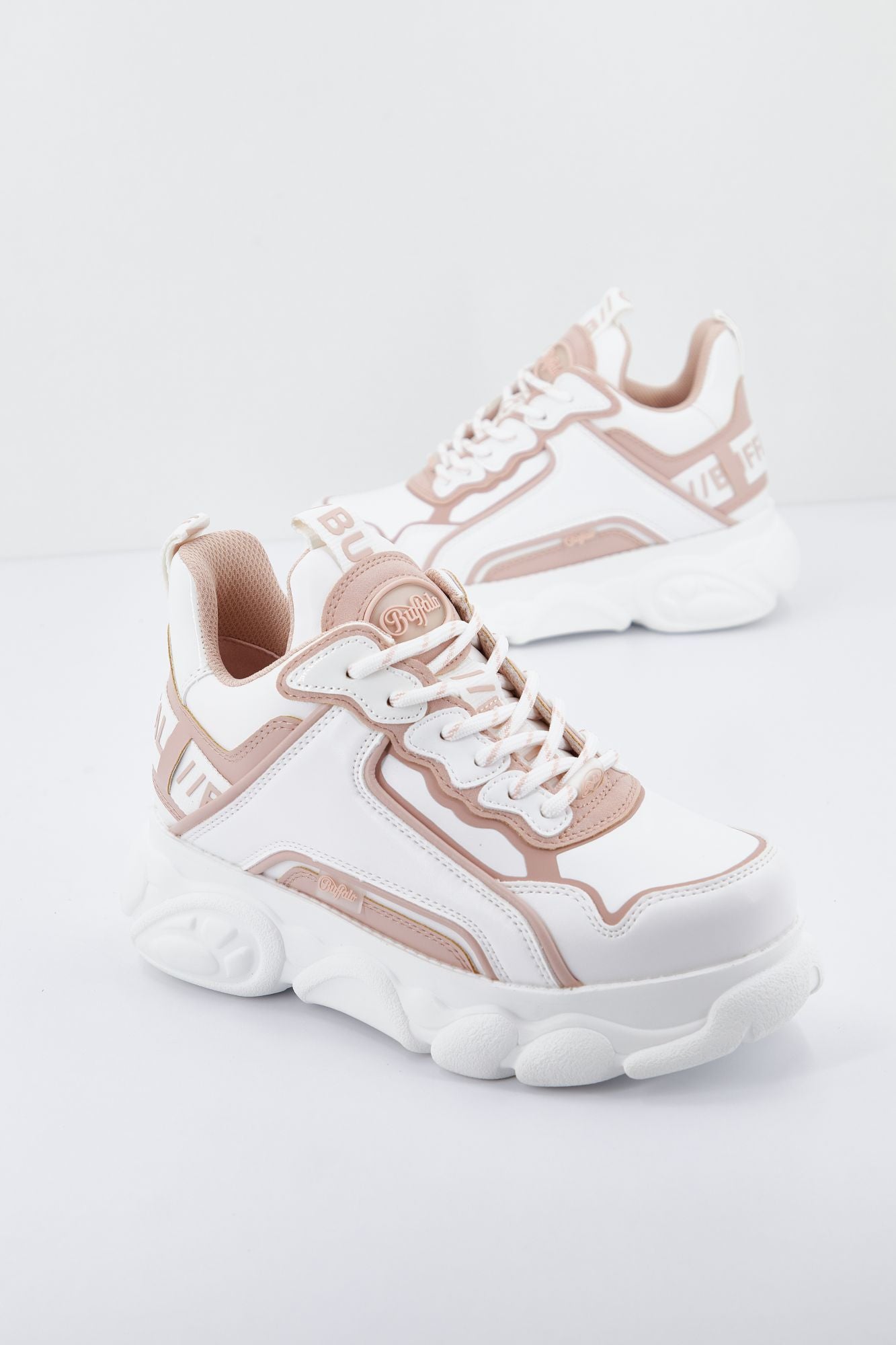 BUFFALO CLD CHAI en color BLANCO (1)