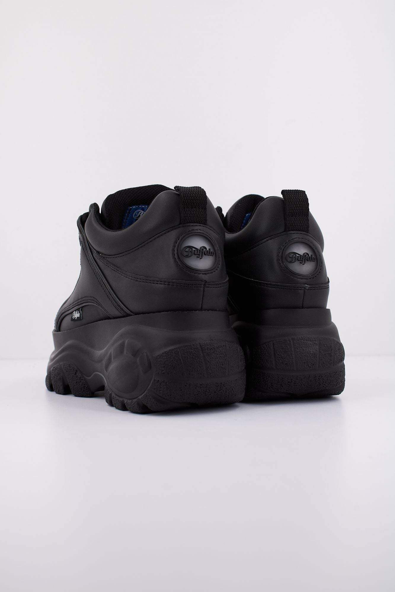 BUFFALO 1636262B en color NEGRO (4)