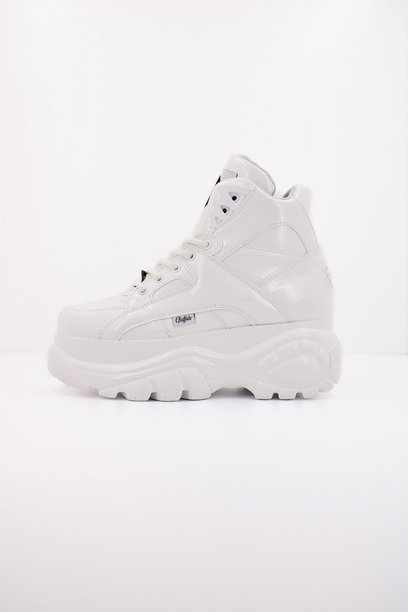 BUFFALO 1340-14 2.0 en color BLANCO (1)