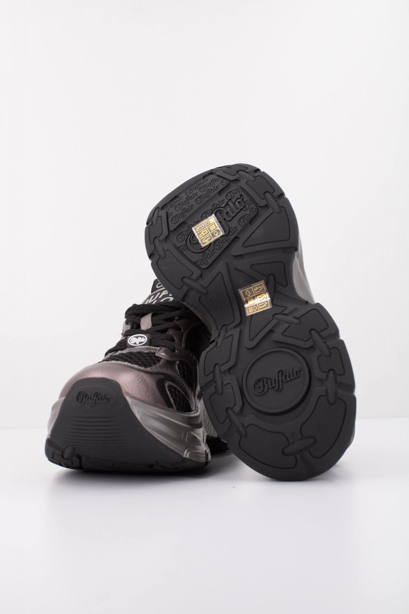 BUFFALO RIDR en color NEGRO (5)