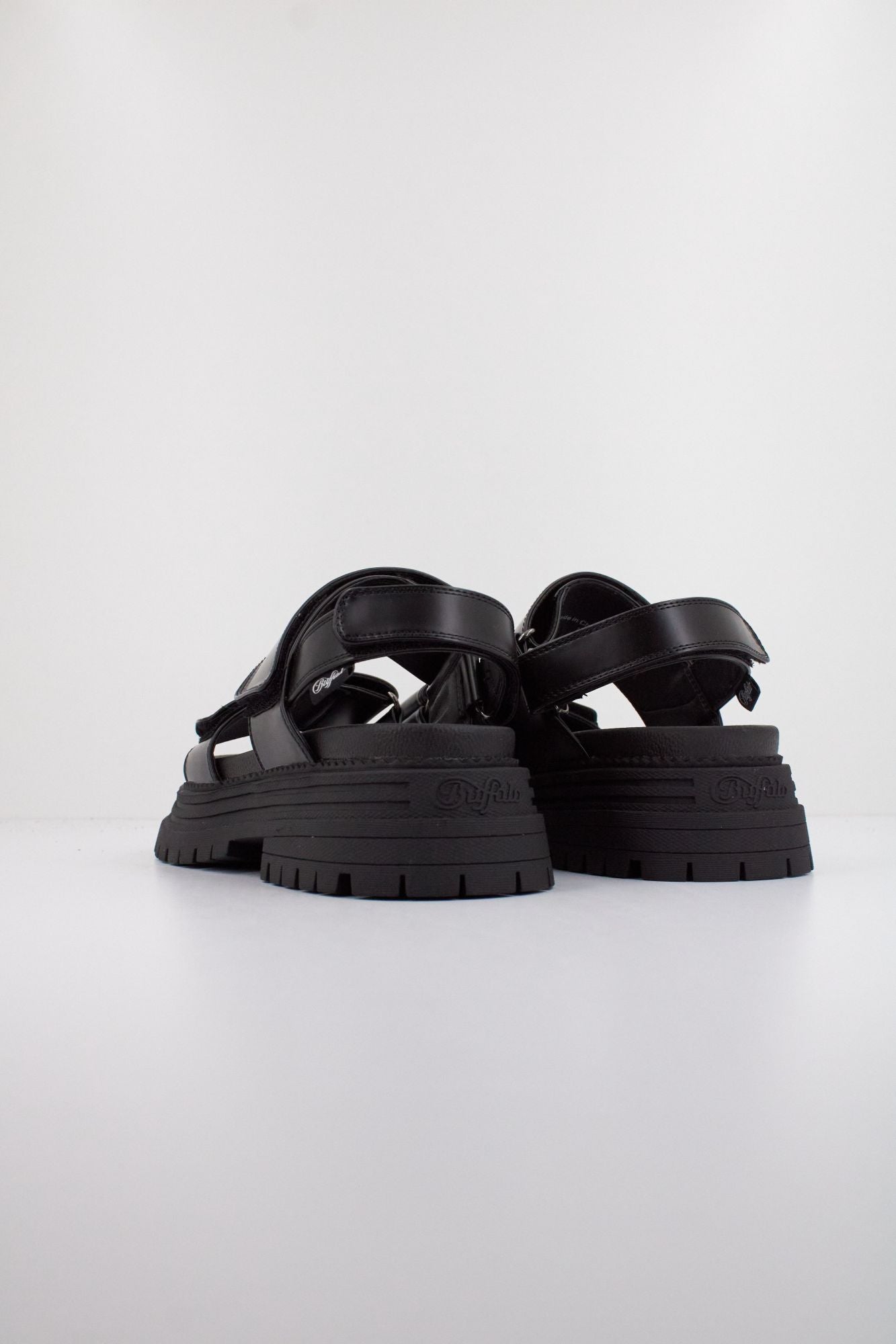 BUFFALO LENNOX SND en color NEGRO (4)