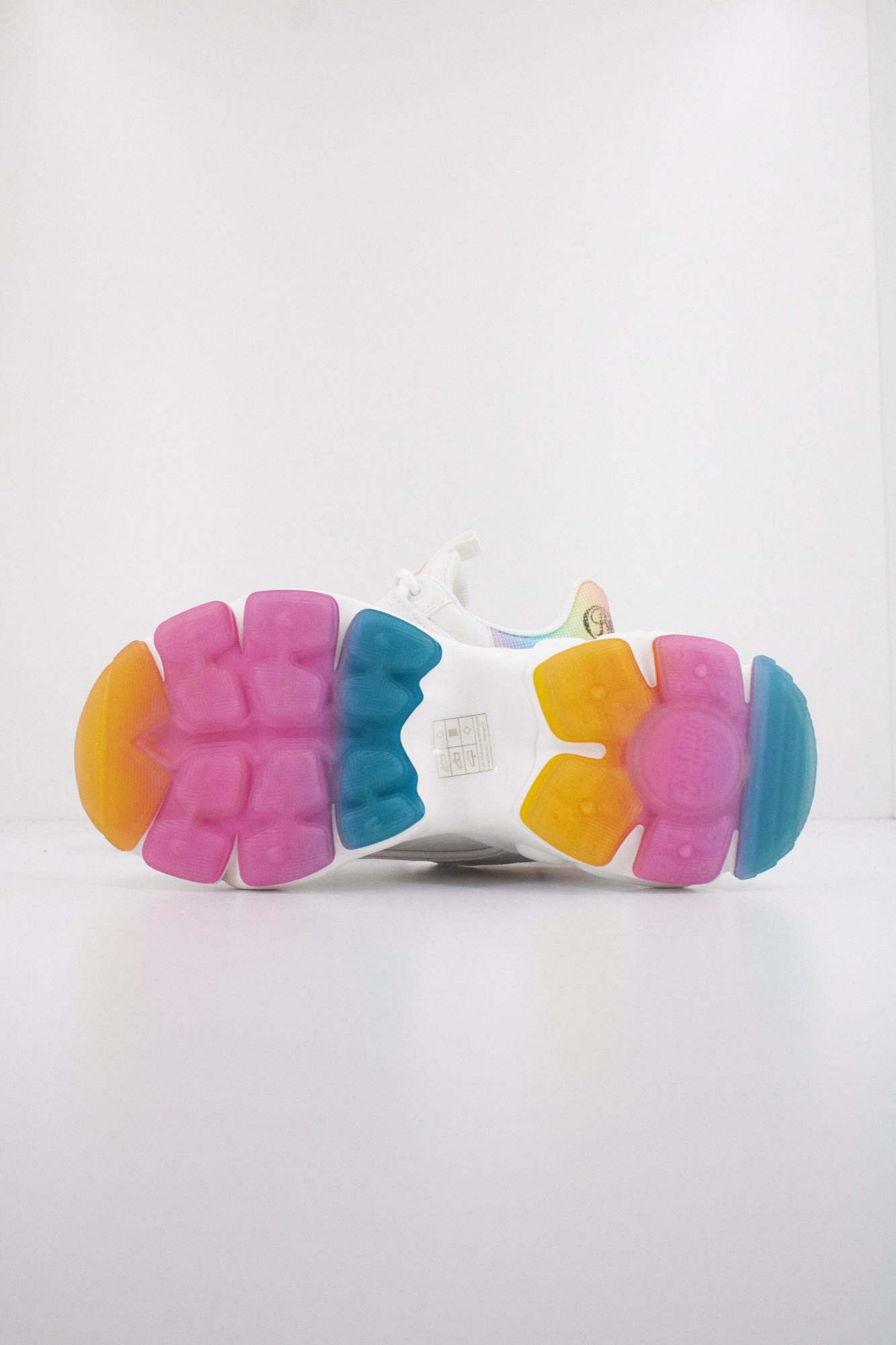 BUFFALO BINARY C en color BLANCO (5)