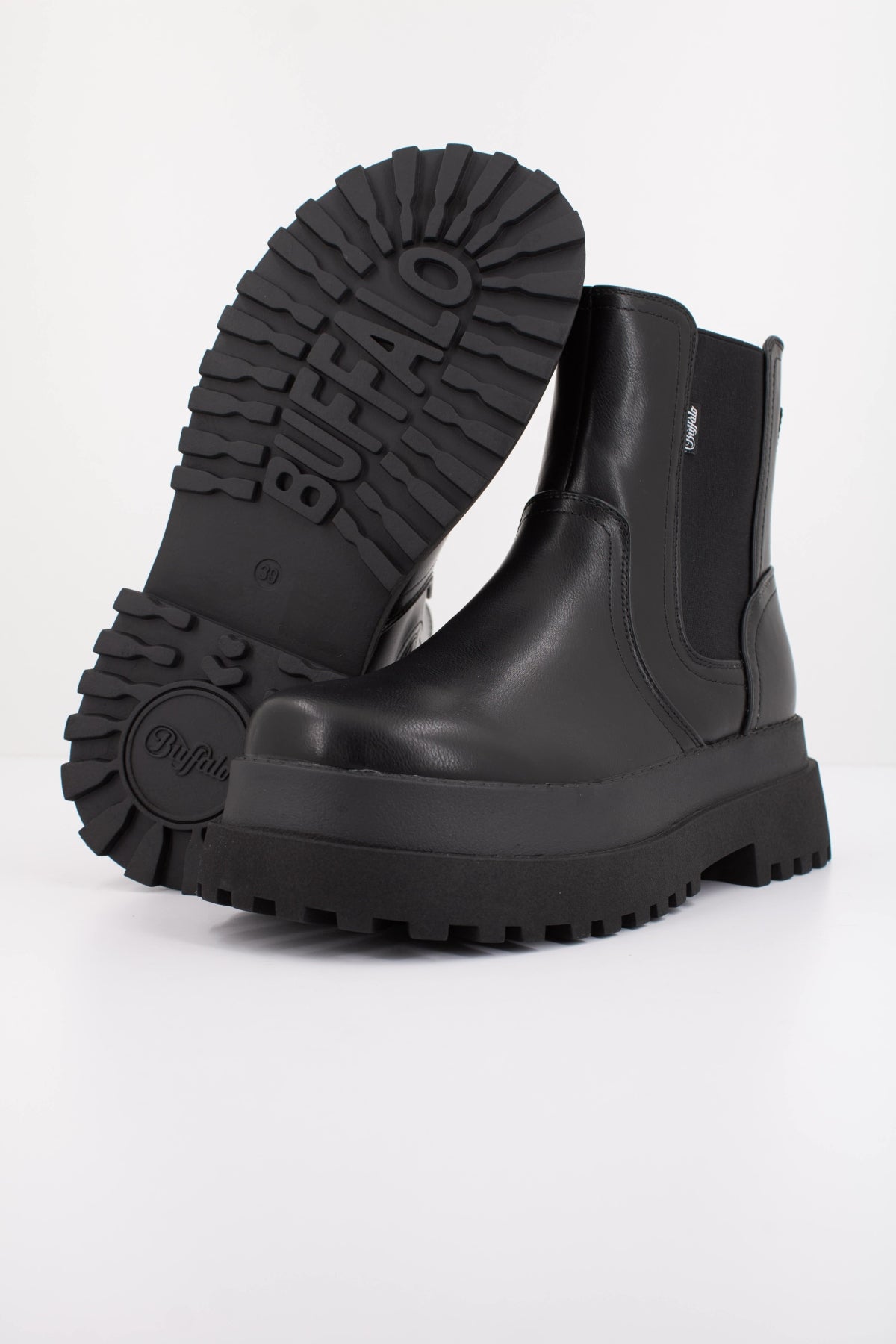 BUFFALO PLUTO CHELSEA VEGAN N en color NEGRO (5)