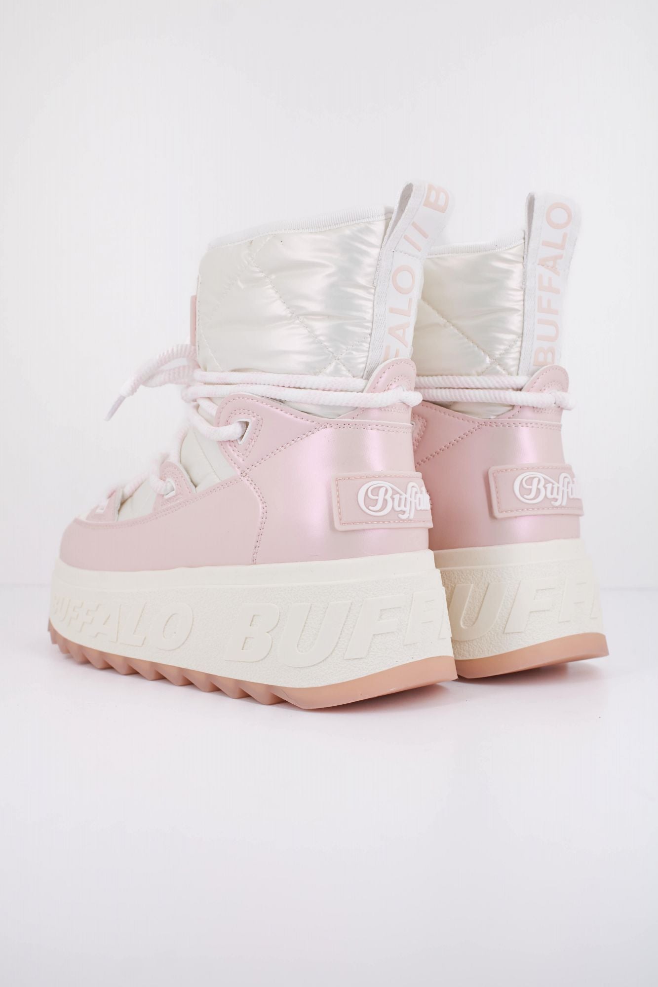 BUFFALO ELIZA SNOW BOOT VEGAN en color ROSA (3)