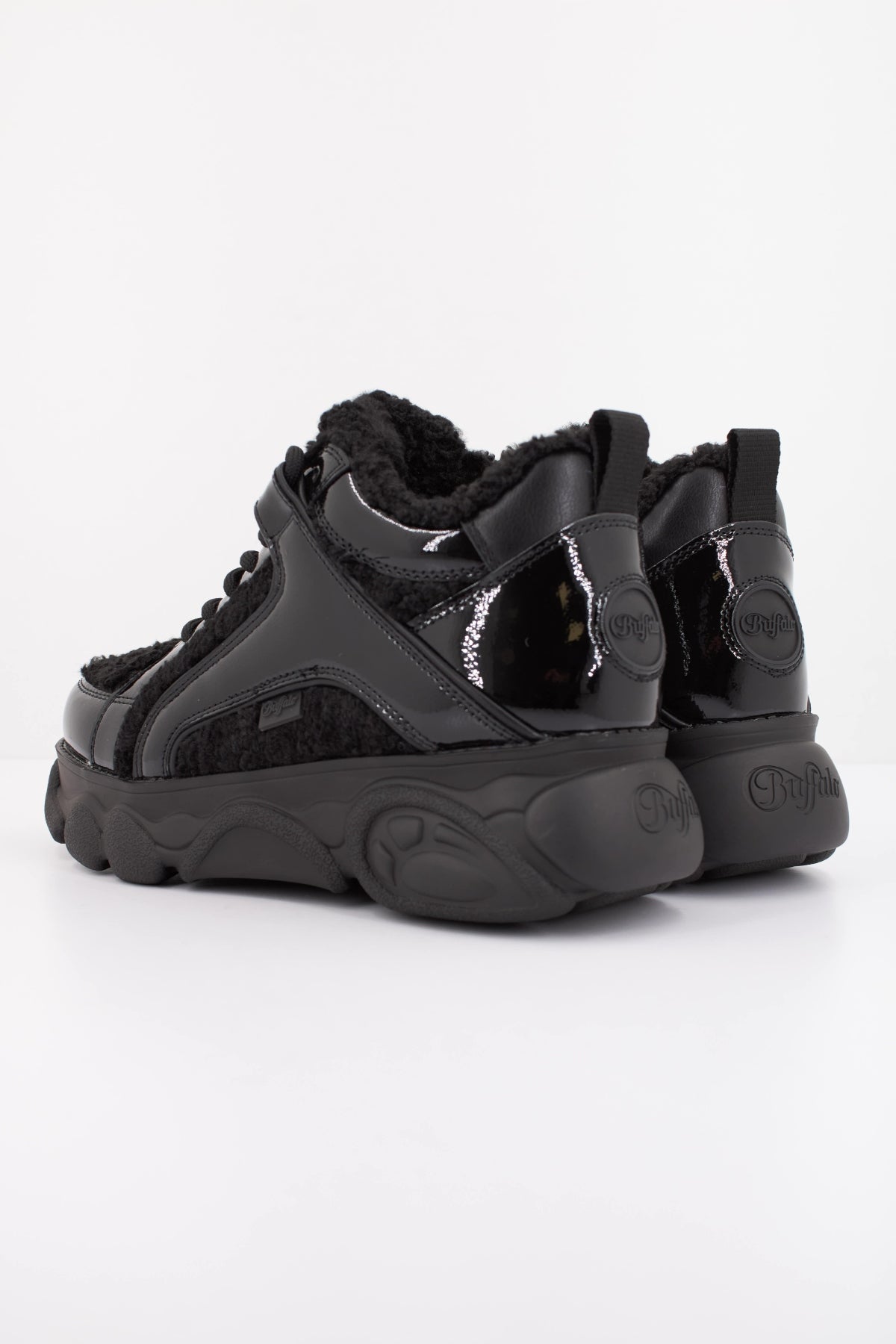 BUFFALO CLD CORIN WARM V en color NEGRO (4)