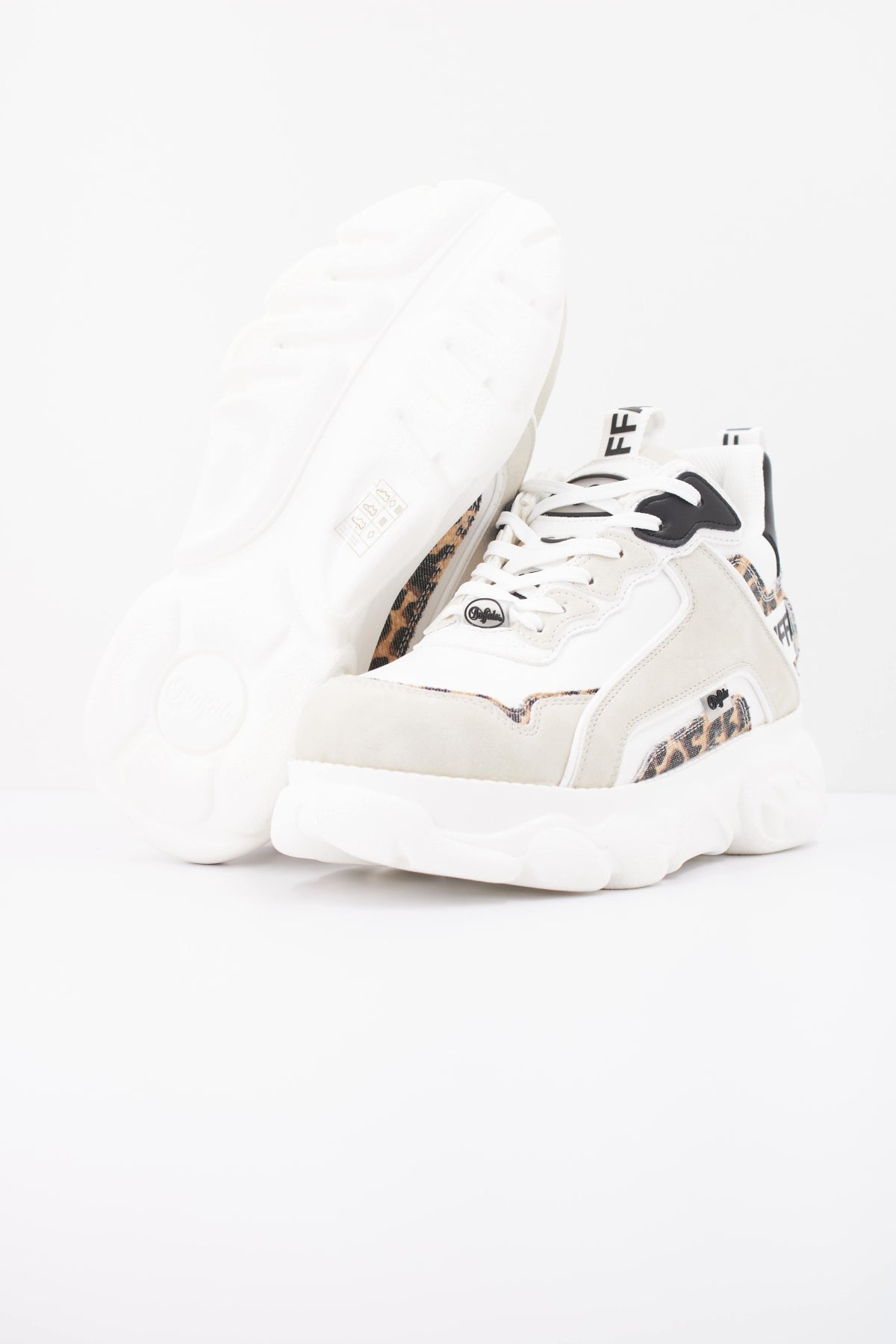 BUFFALO CLD CHAI en color BLANCO (5)