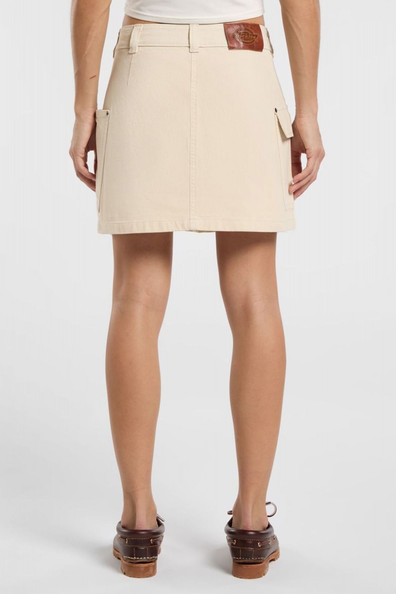 DICKIES RIVER RANCH MINI SKIRT en color BLANCO (3)