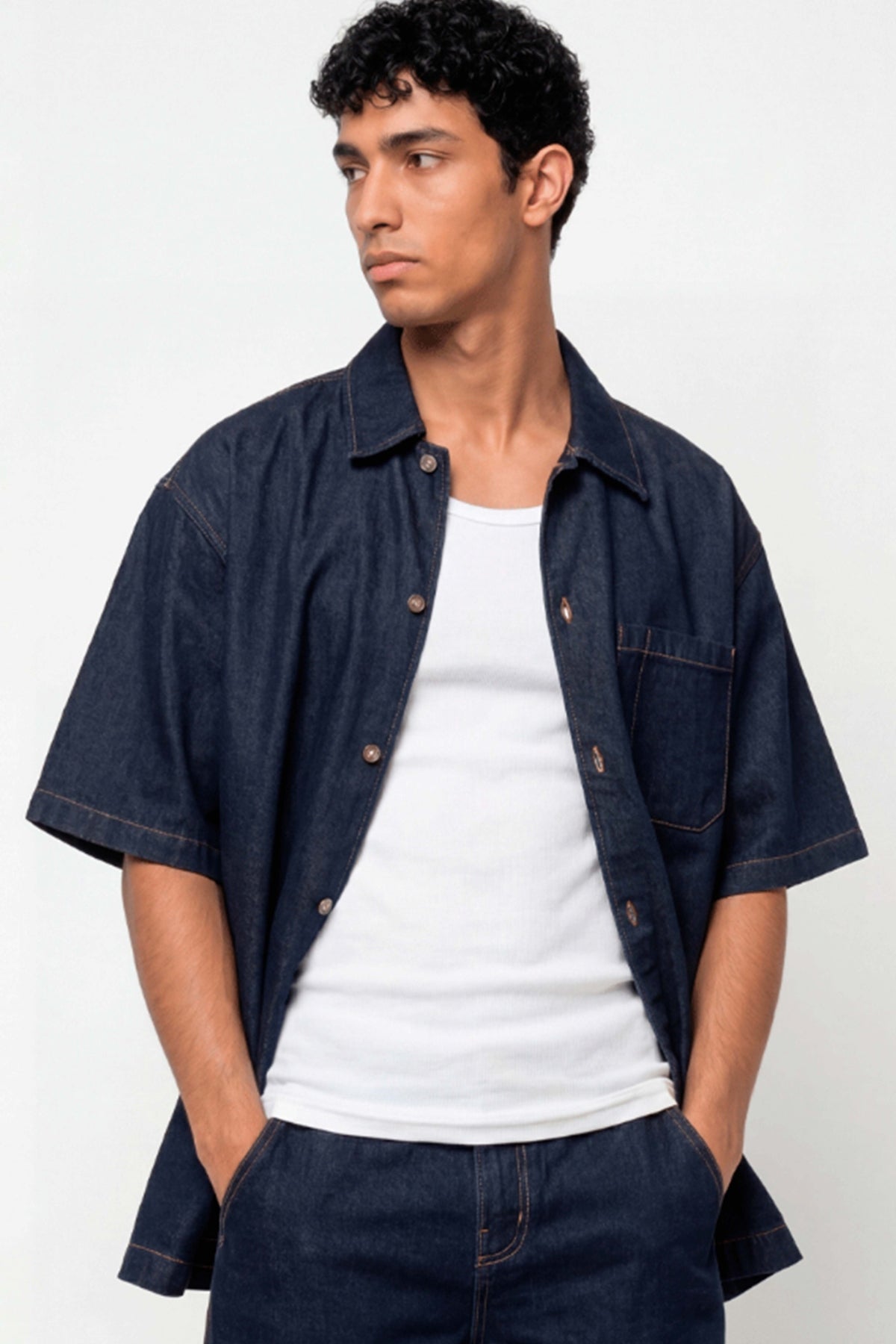 DICKIES DENIM SHIRT SS en color AZUL (1)