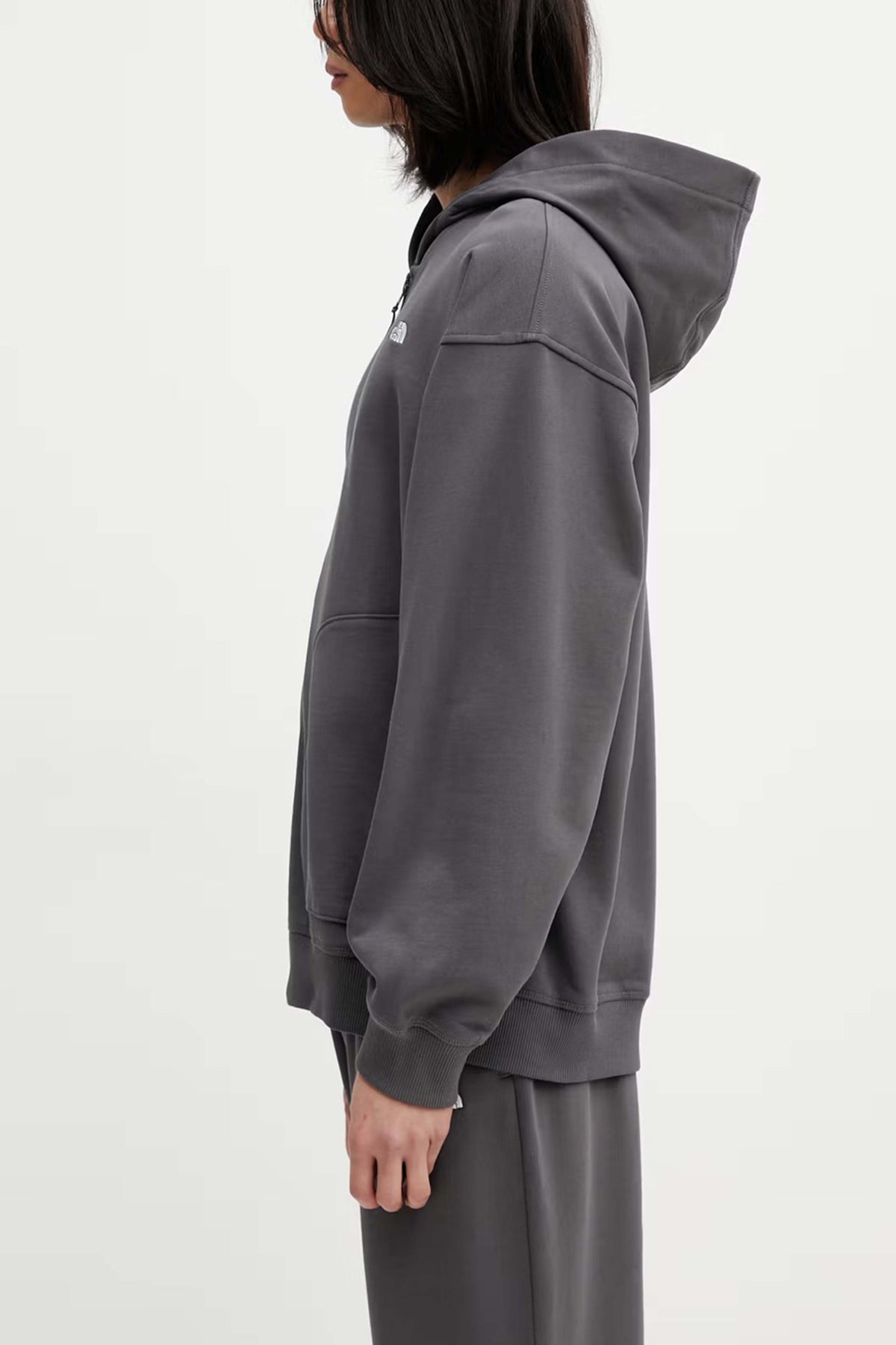 THE NORTH FACE U ESSENTIAL O en color GRIS (3)