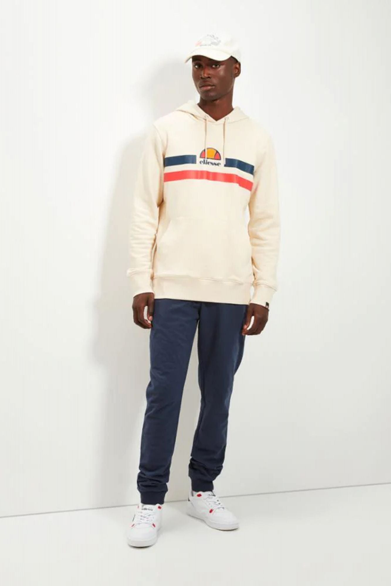ELLESSE ALRONI OH HOODY en color BEIS (4)