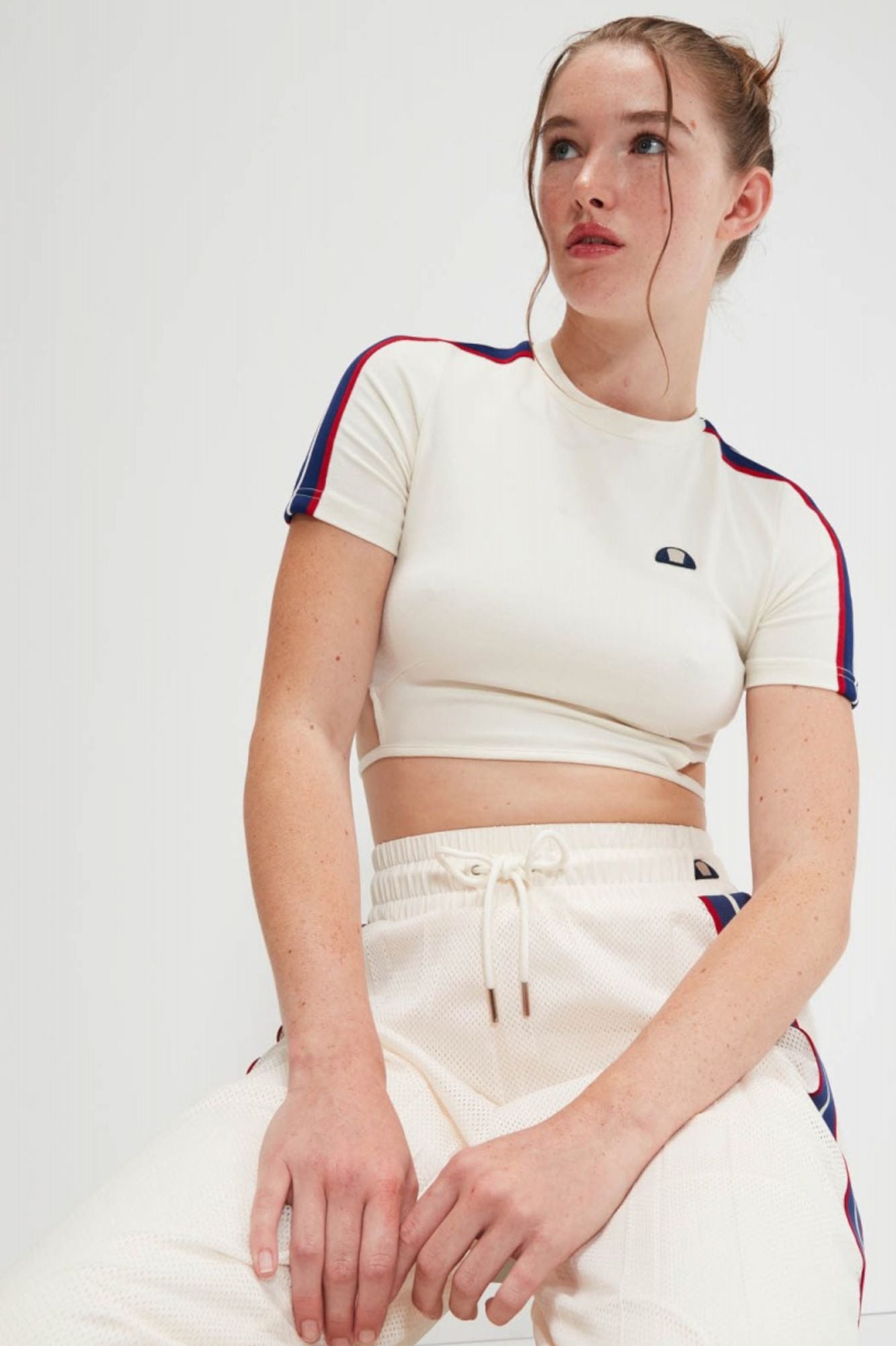 ELLESSE MALDONADO CROP T SHIRT en color BLANCO (4)