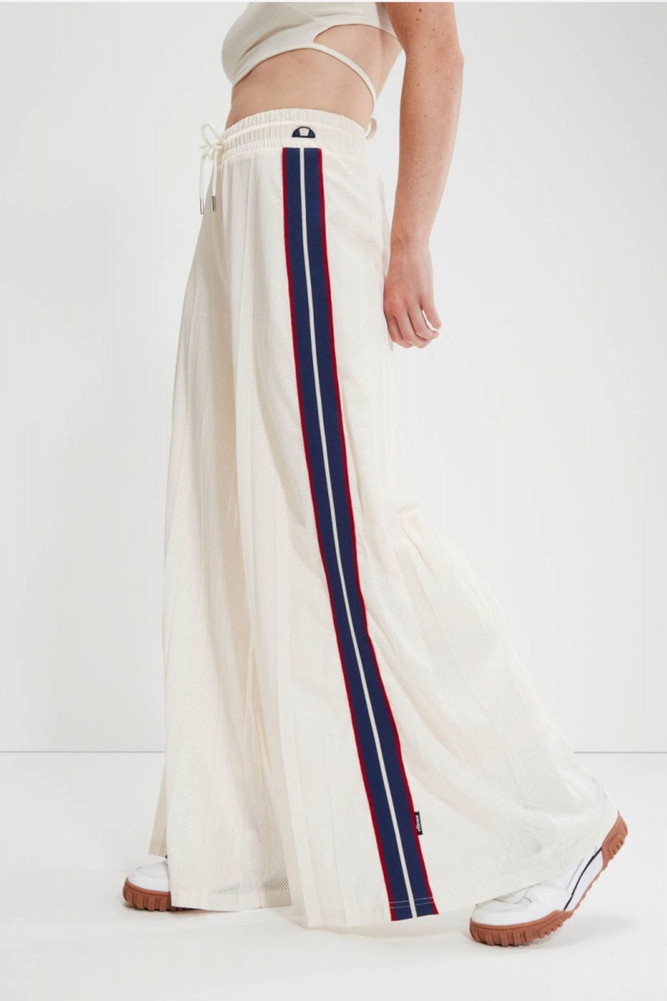 ELLESSE LILLIE TRACK PANT en color BLANCO (2)