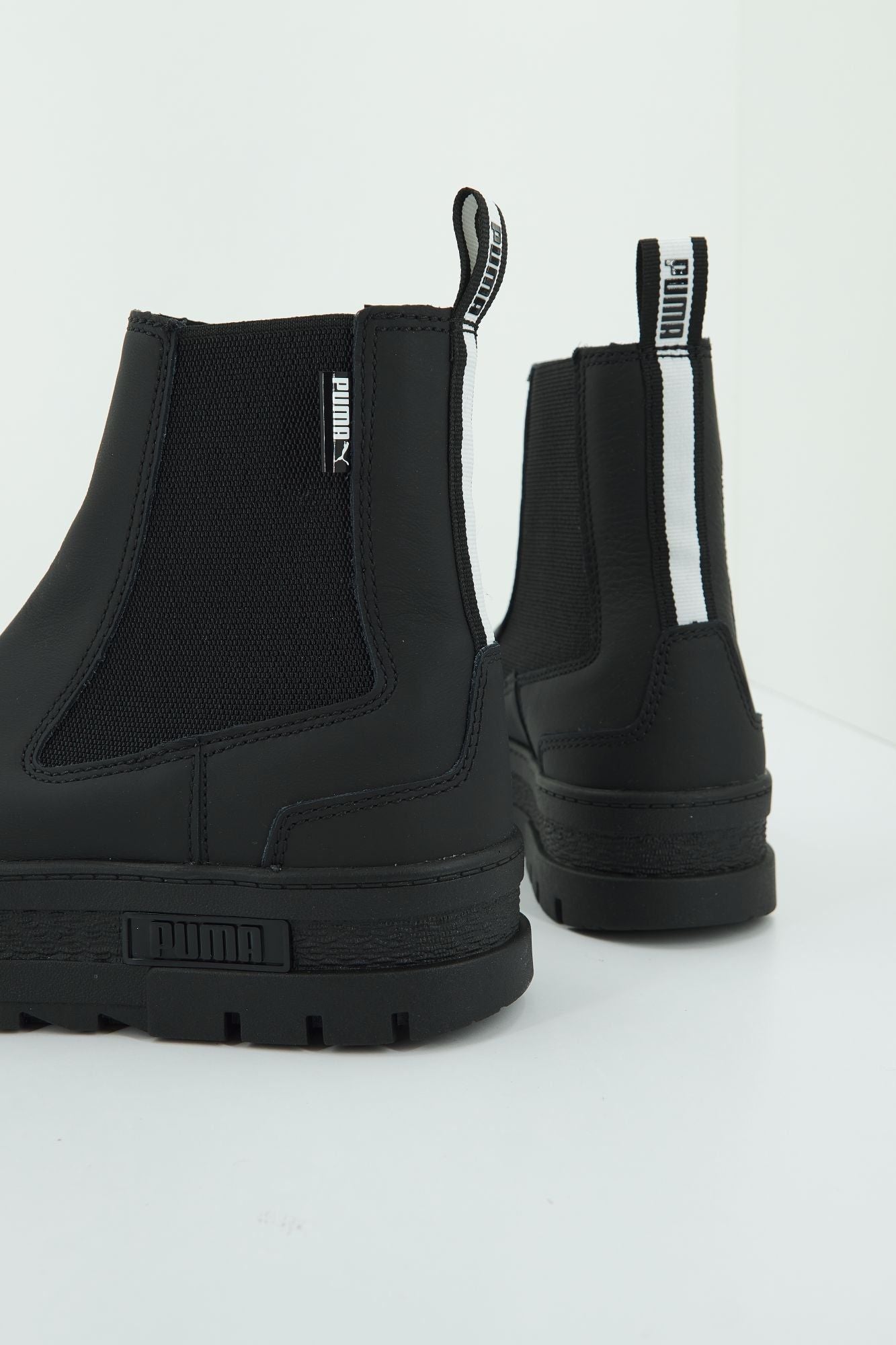 PUMA MAYZE CHELSE POP WNS en color NEGRO (2)