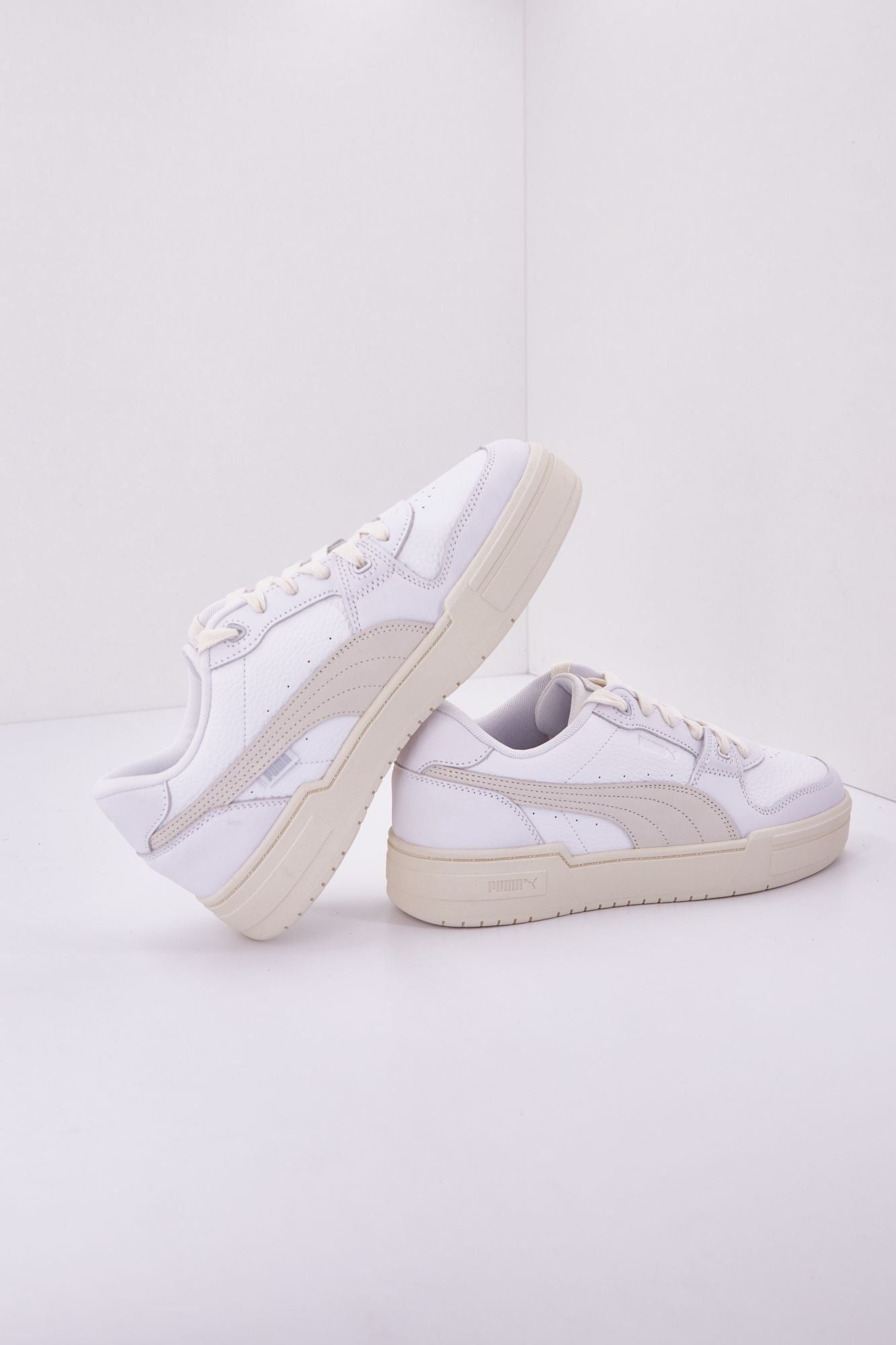PUMA CA PRO LUX en color BLANCO (3)