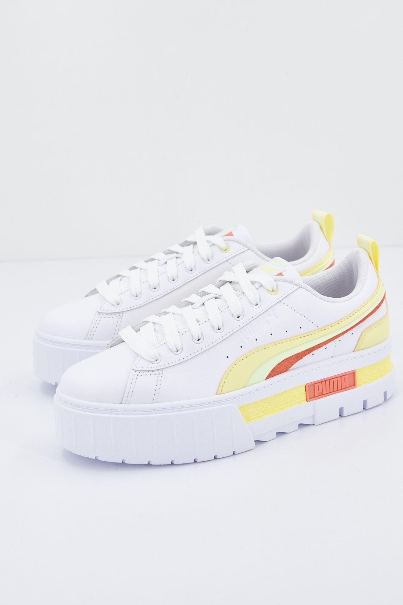 PUMA MAYZE FS INTEREST en color BLANCO (2)