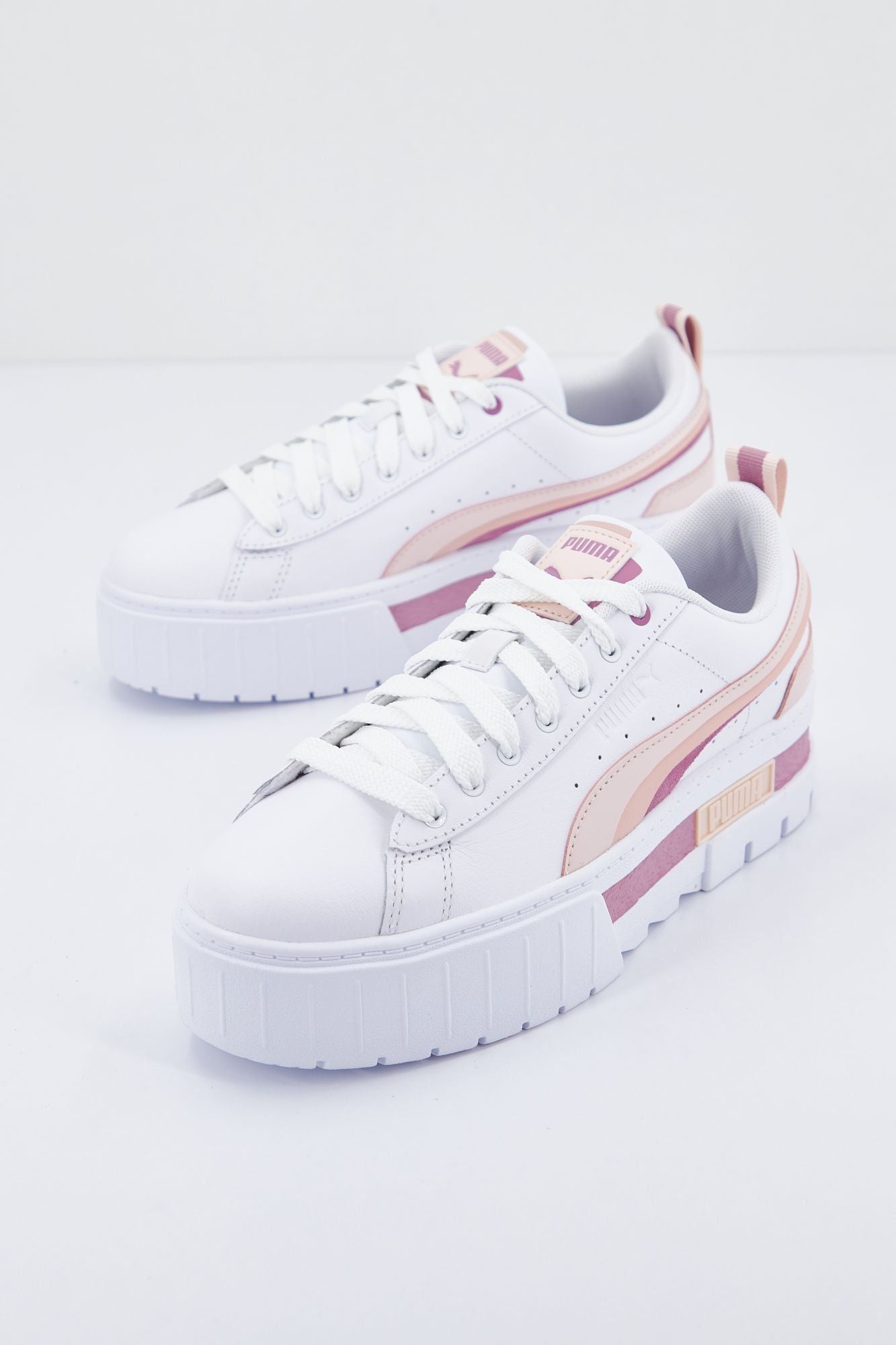 PUMA MAYZE FS INTEREST en color BLANCO (5)