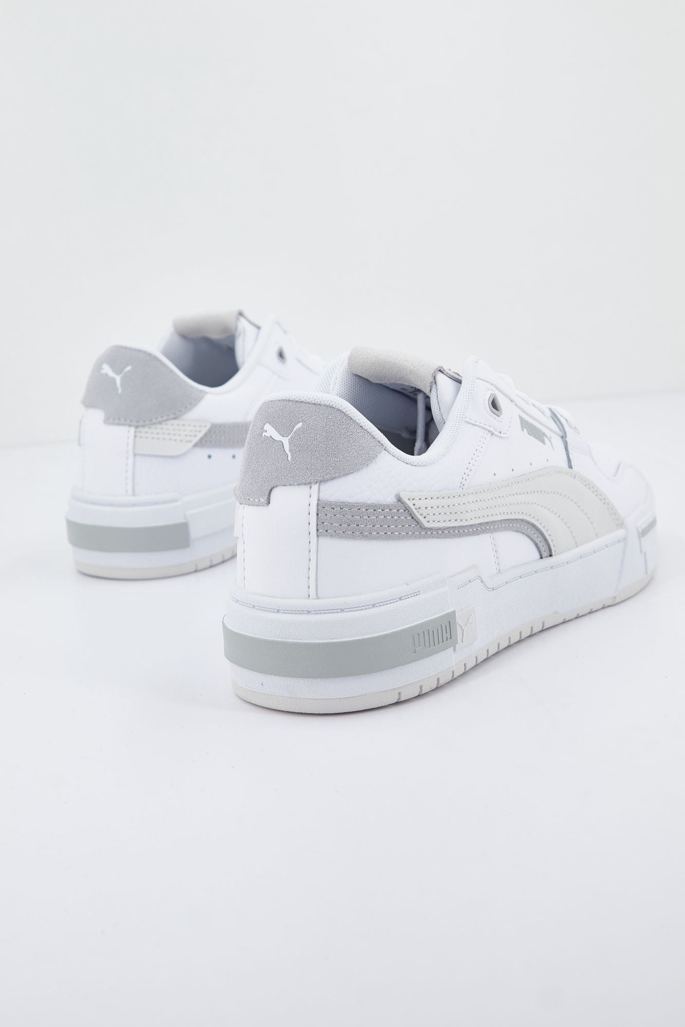 PUMA CA PRO GLITCH en color BLANCO (3)