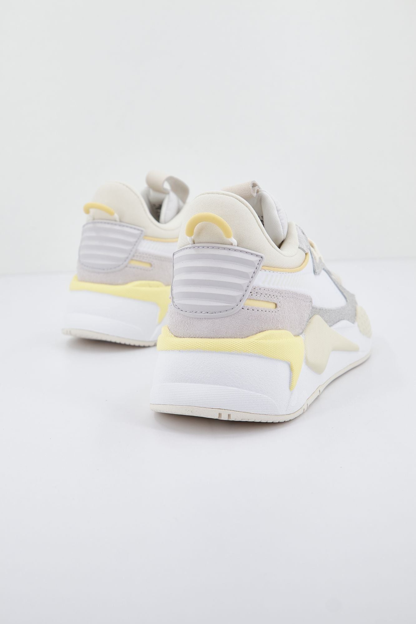 PUMA RS-X THRIFTED WNS en color BLANCO (3)