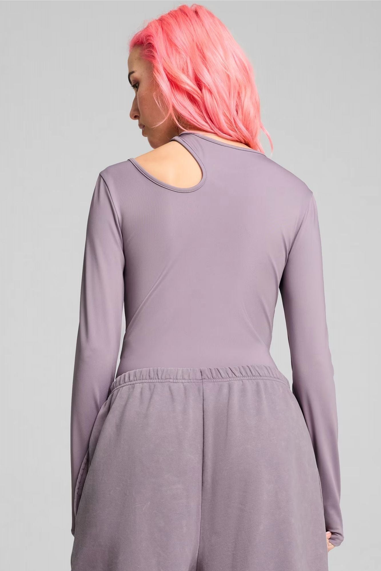 PUMA DARE TO BODYSUIT en color VIOLETA (3)