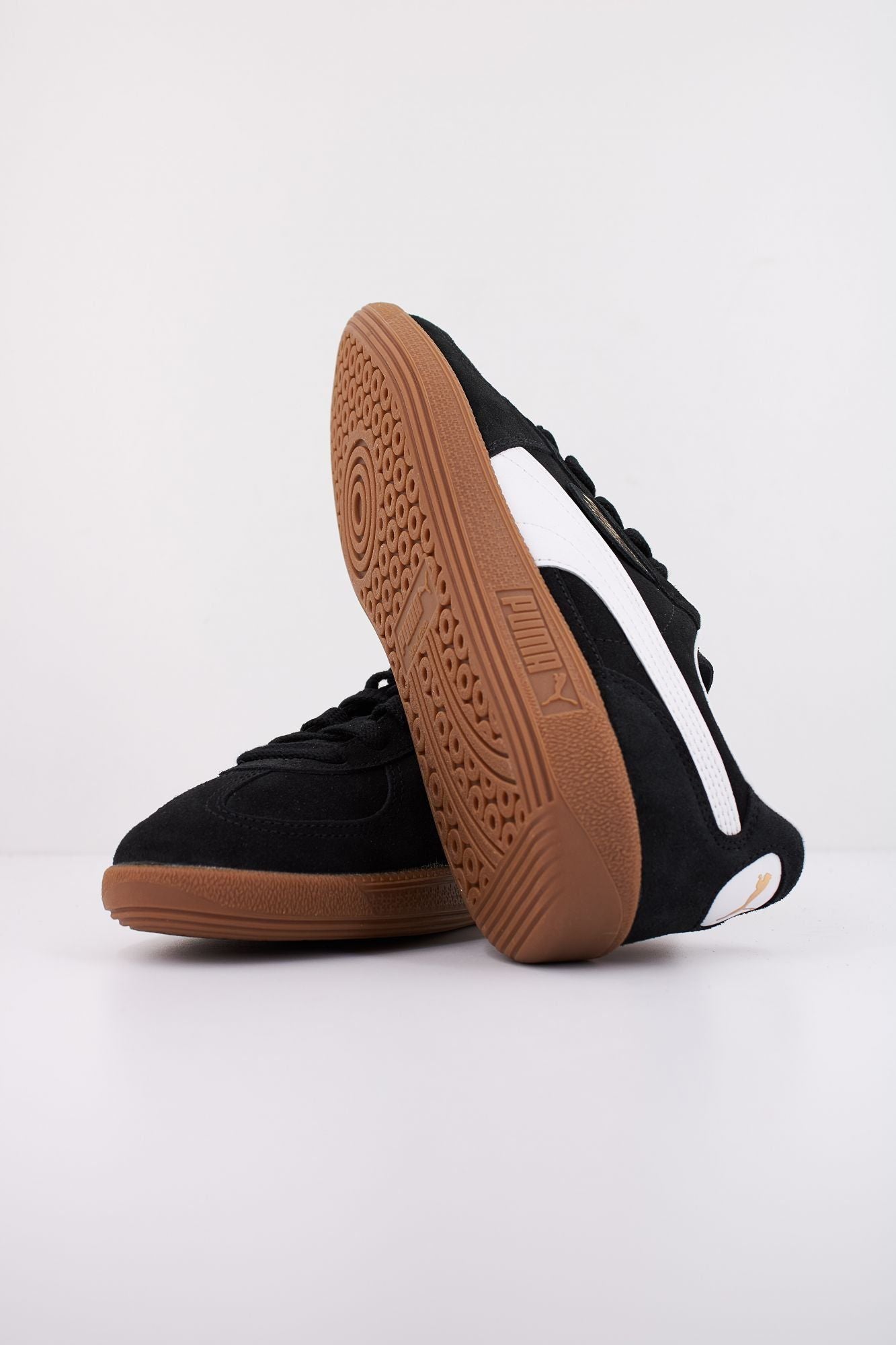 PUMA PALERMO en color NEGRO (5)