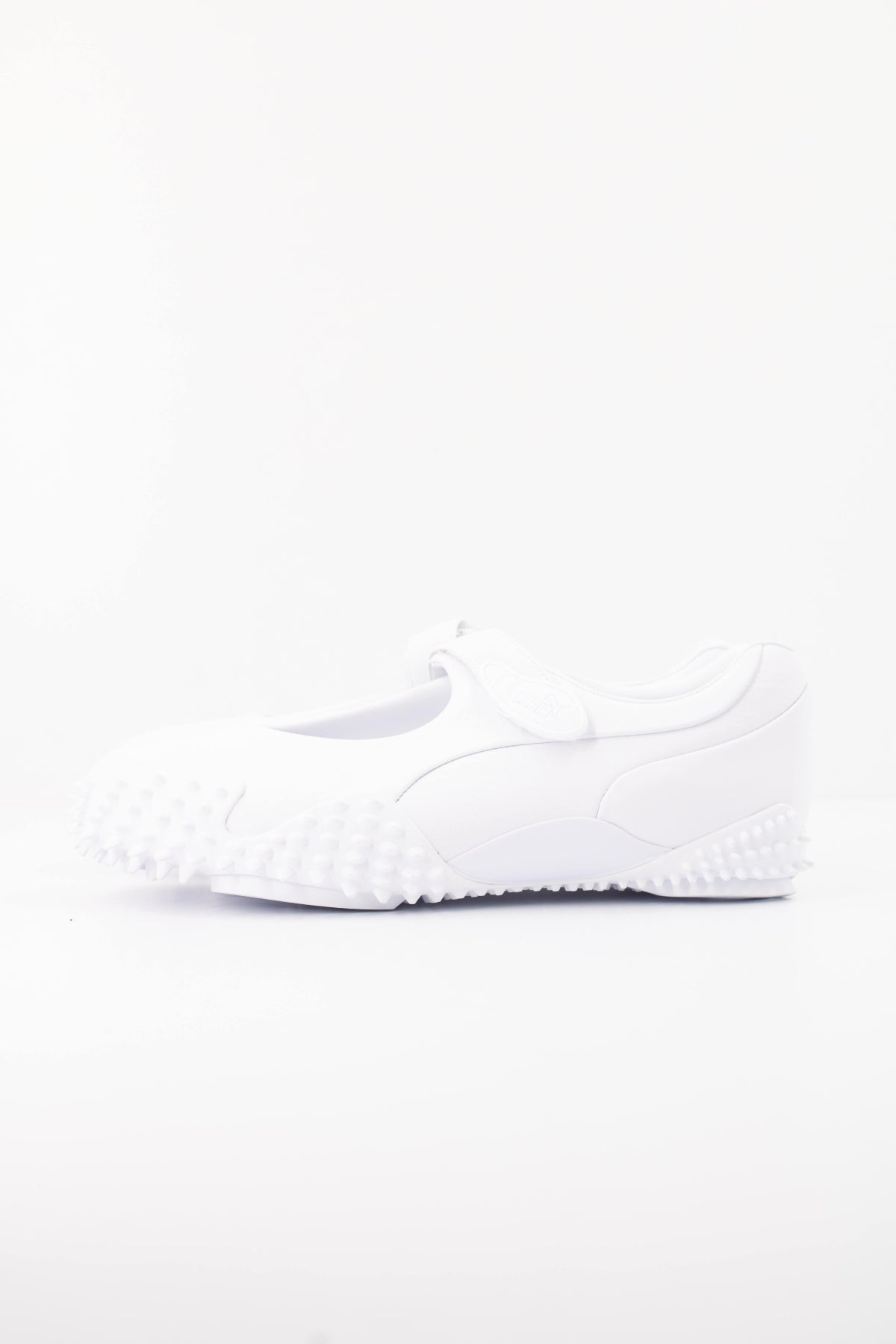 PUMA MOSTRO FEY LTH en color BLANCO (1)