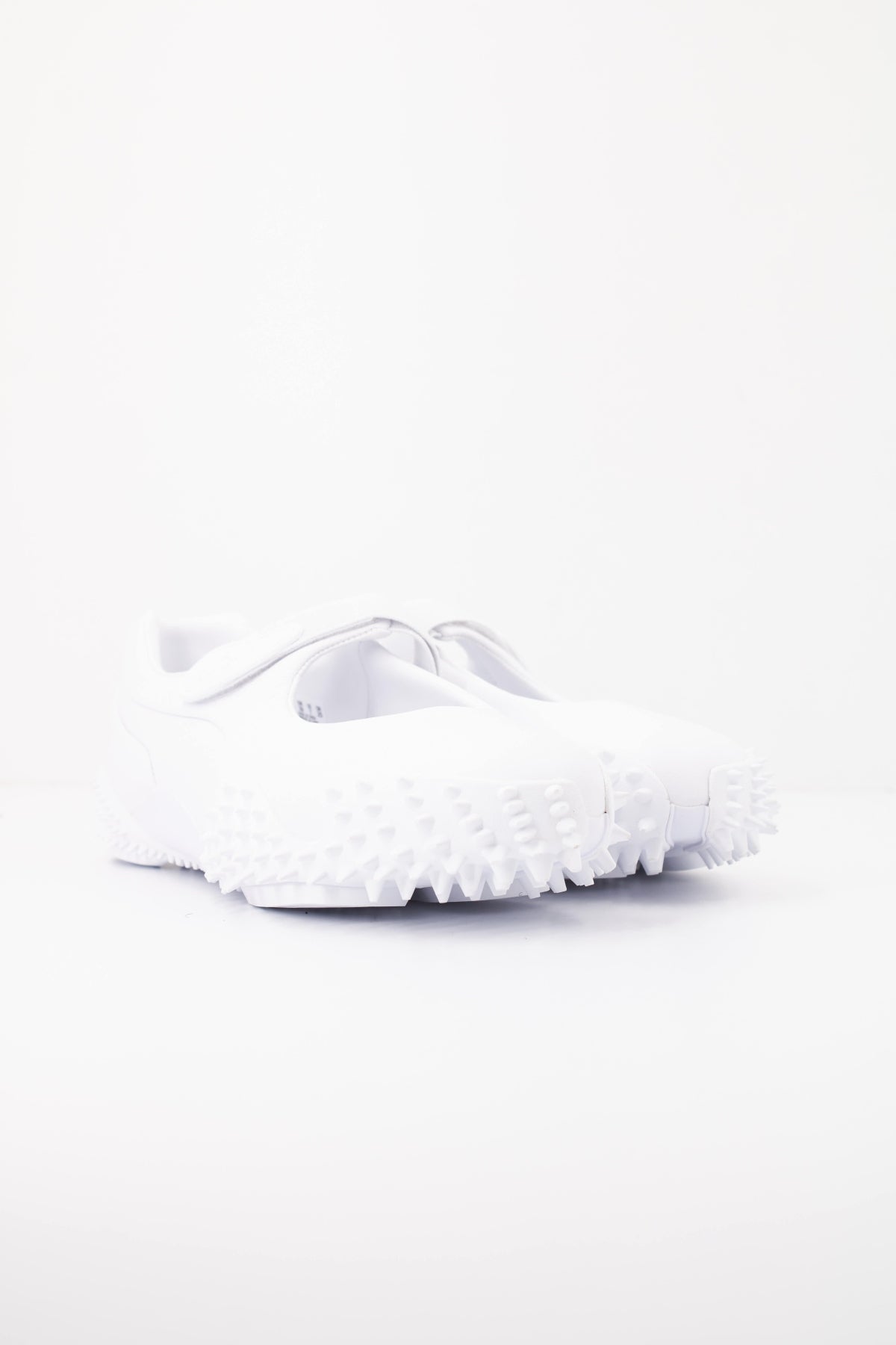 PUMA MOSTRO FEY LTH en color BLANCO (2)