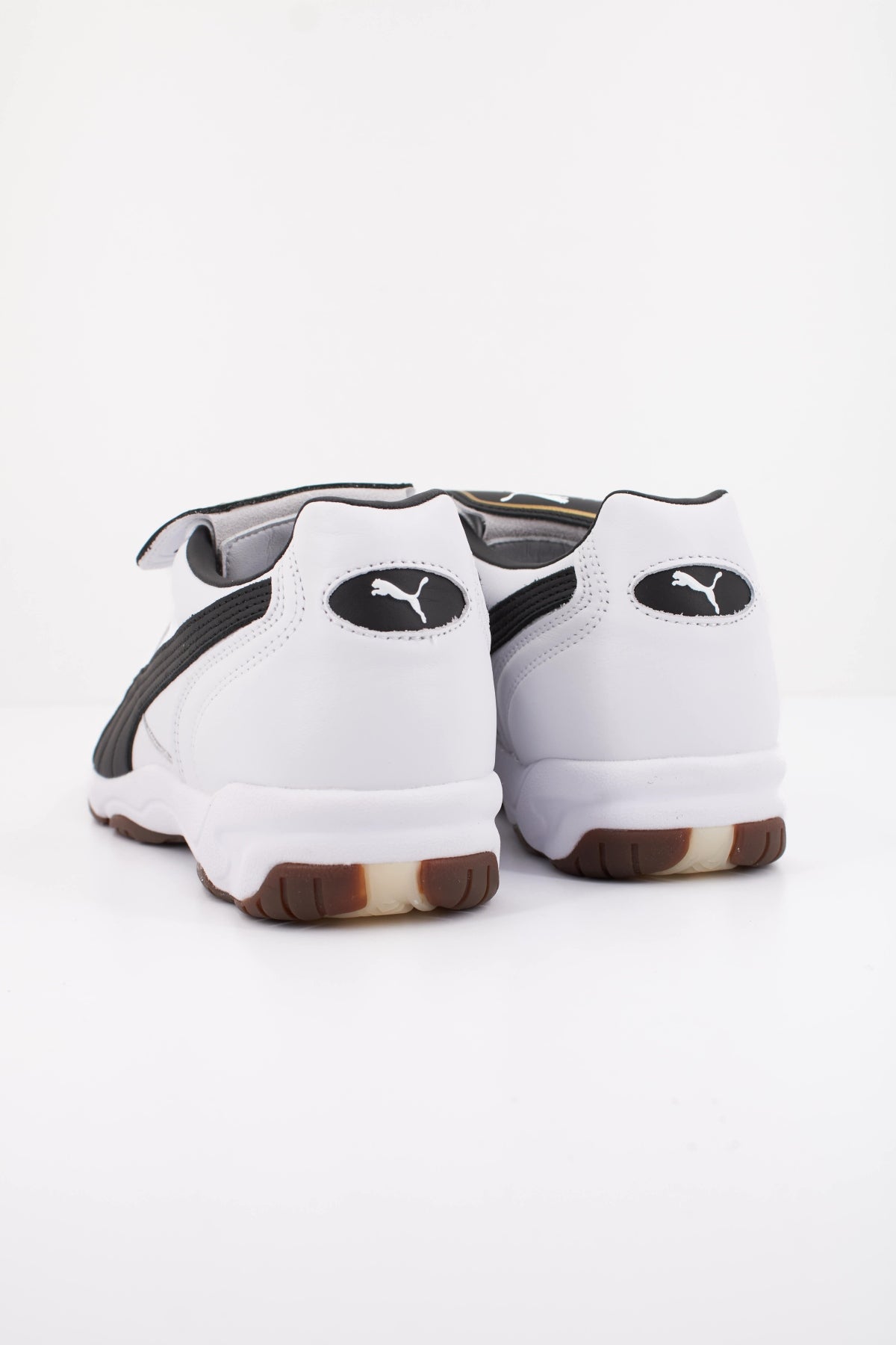 PUMA KING INDOOR en color BLANCO (4)