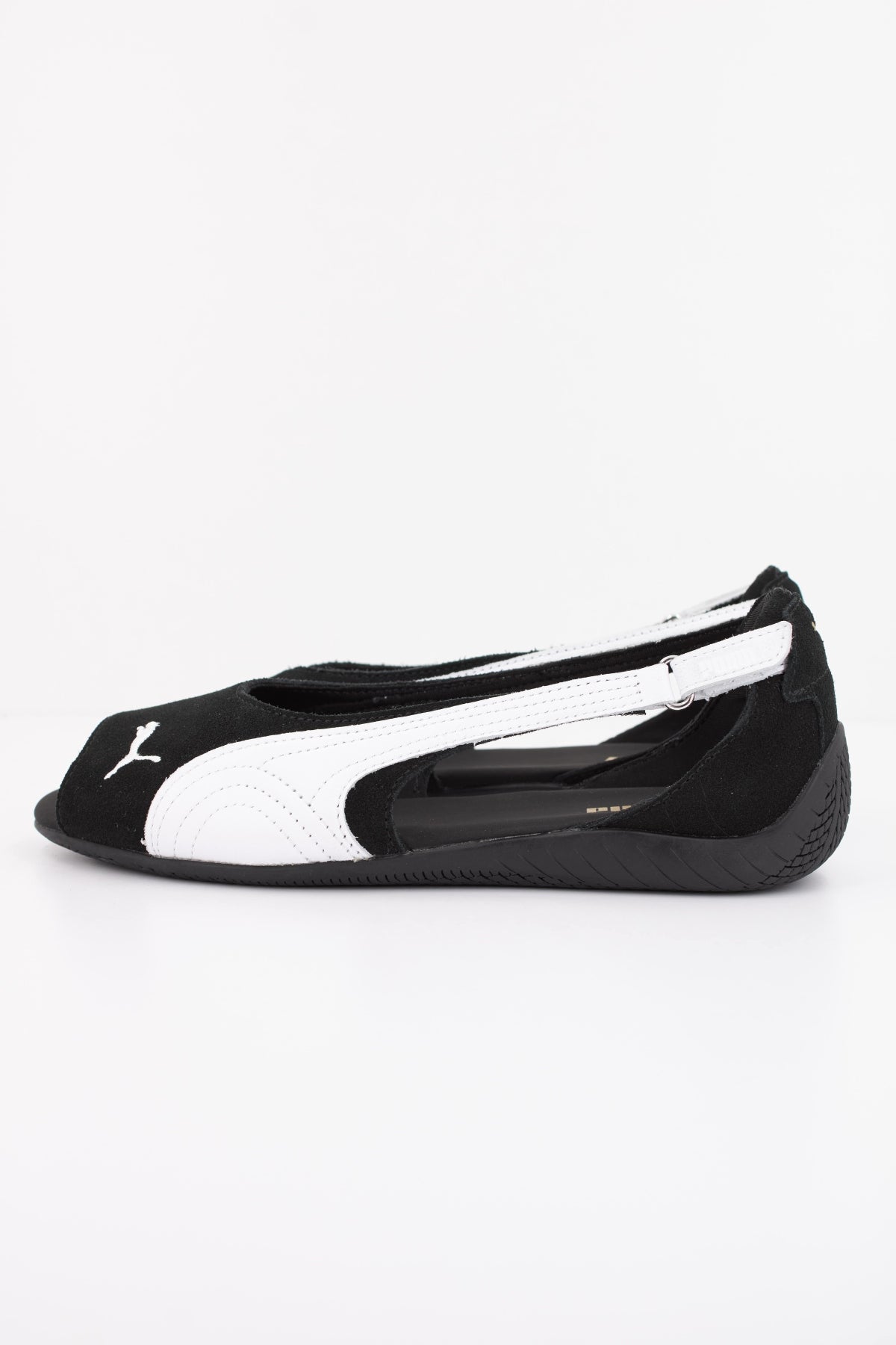 PUMA SPEEDCAT SANDAL en color NEGRO (1)
