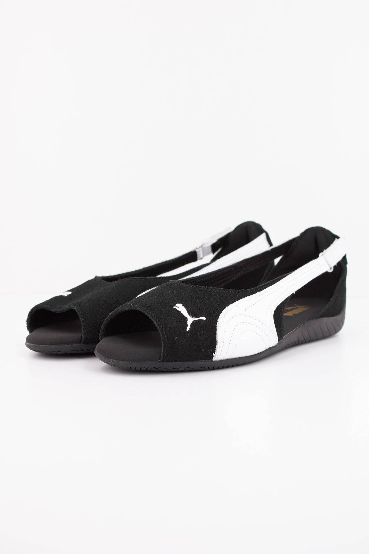 PUMA SPEEDCAT SANDAL en color NEGRO (2)