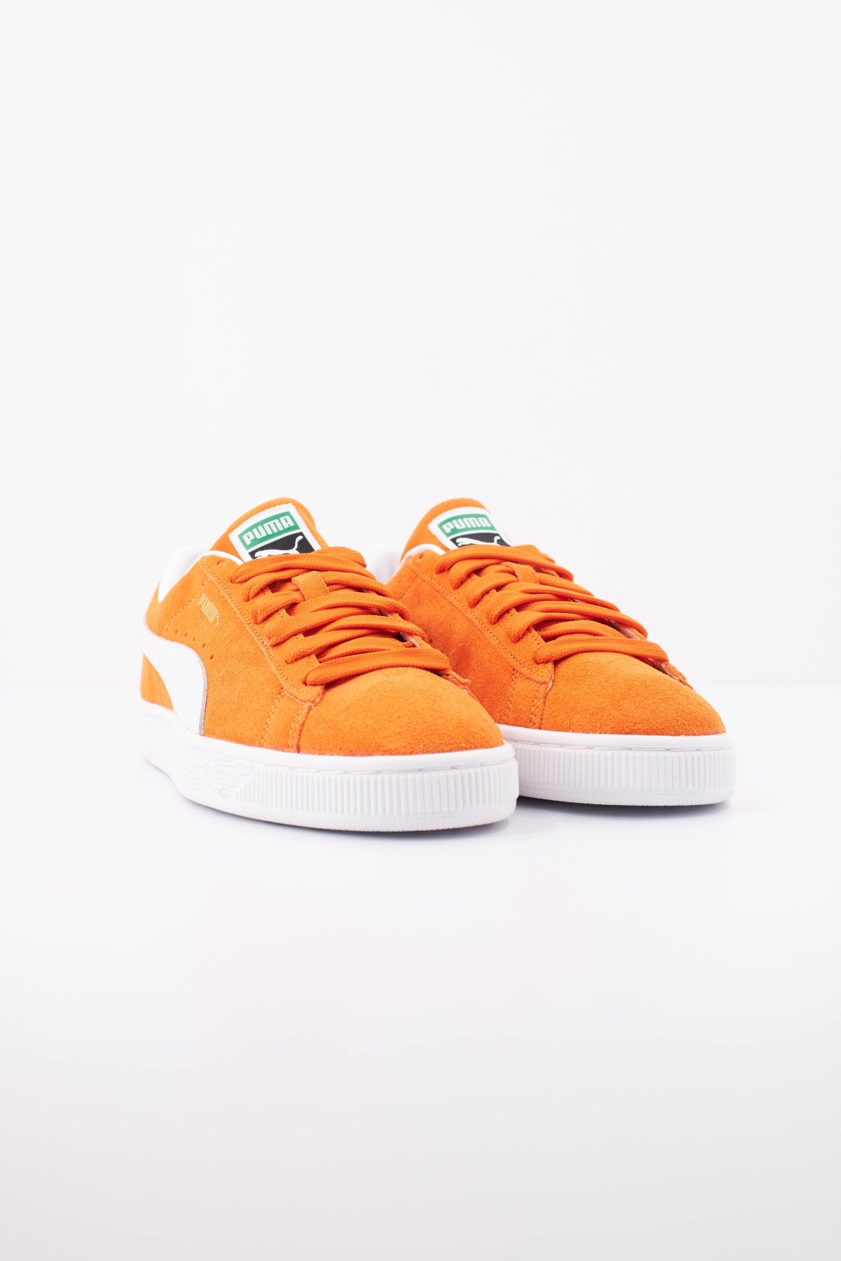 PUMA SUEDE CLASSIC en color NARANJA (2)