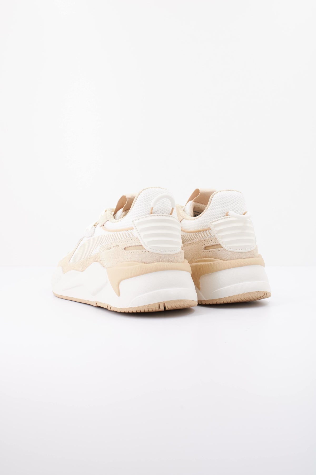 PUMA HERITAGE en color BEIS (4)