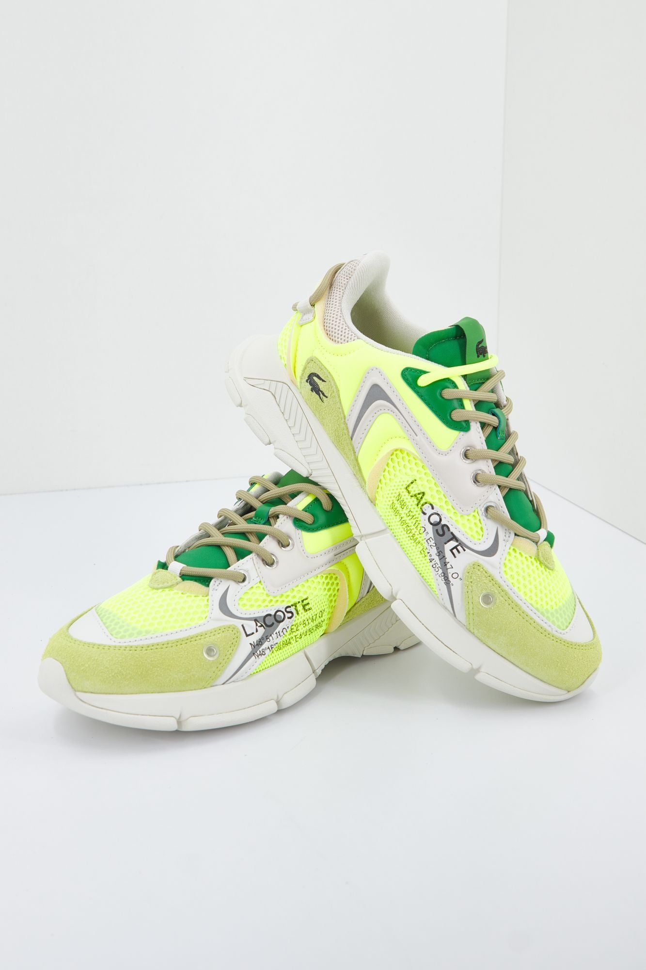 LACOSTE L003 NEO 123 1 SMA en color AMARILLO (2)