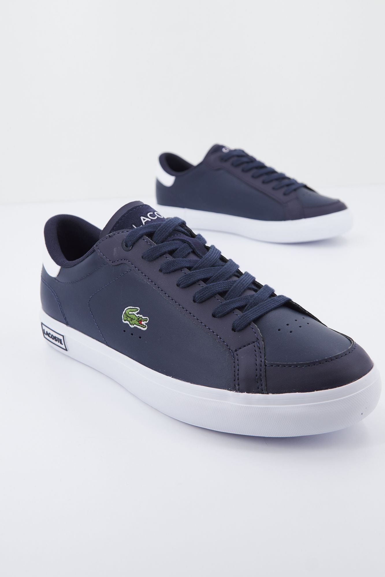 LACOSTE POWERCOURT 123 3 SMA en color AZUL (4)