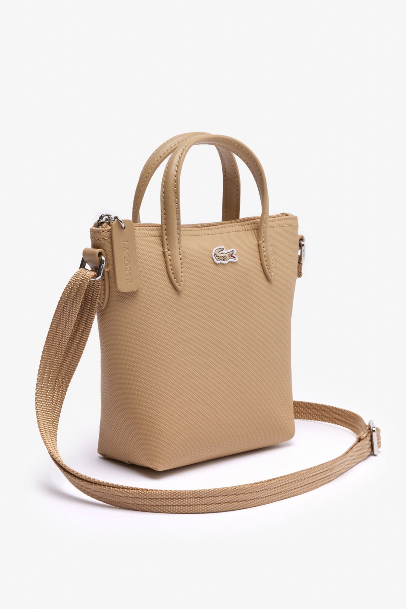 LACOSTE CONCEPT TOTE MIN en color MARRON CLARO (2)