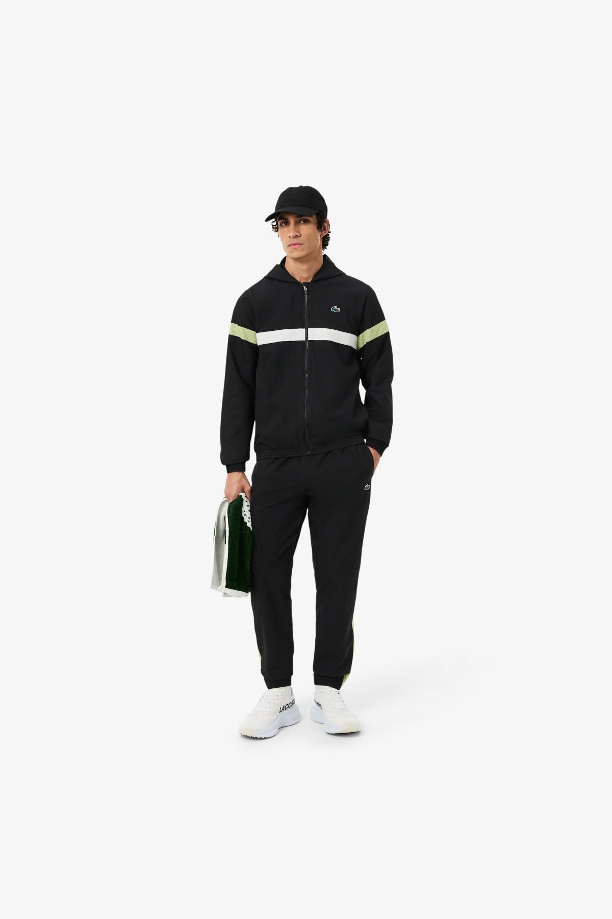 LACOSTE TRACKSUITS TROUSERS en color NEGRO (7)