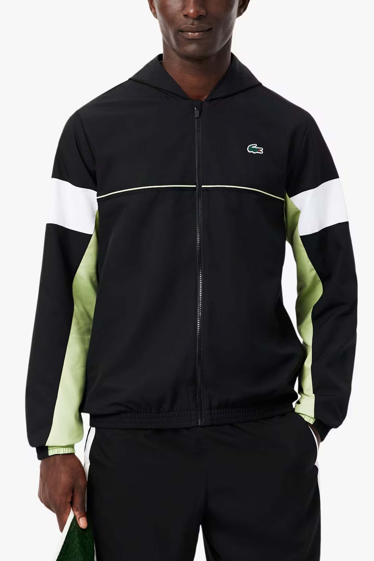 LACOSTE PARKAS BLOUSONS en color NEGRO (1)