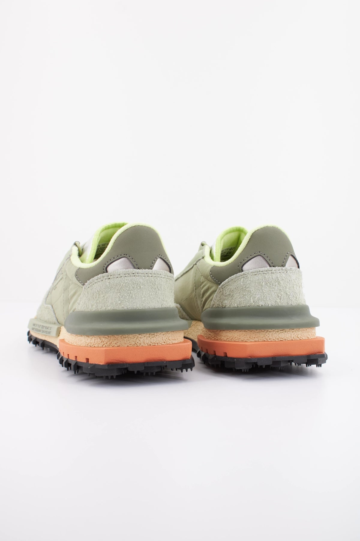 LACOSTE ELITE ACTIVE en color VERDE (4)