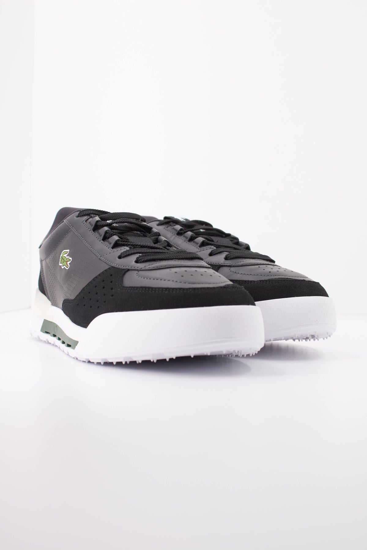 LACOSTE SLAM BREAK en color NEGRO (2)