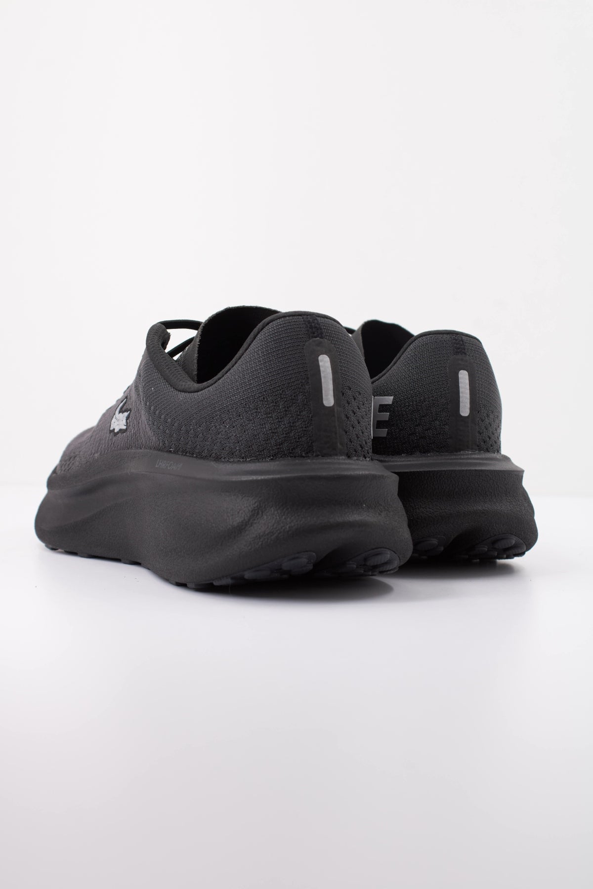 LACOSTE 52SMA0181 NEO RUN2 en color NEGRO (4)
