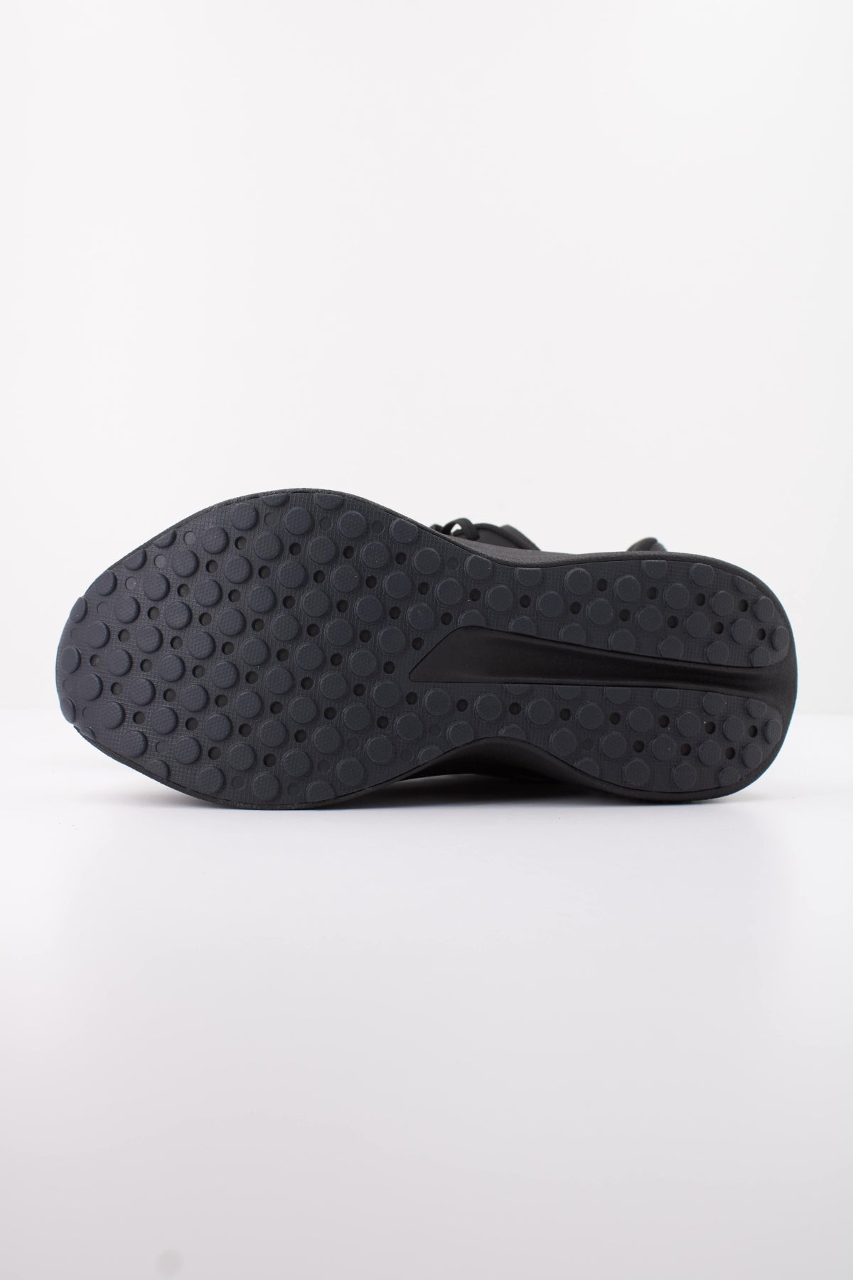 LACOSTE 52SMA0181 NEO RUN2 en color NEGRO (5)