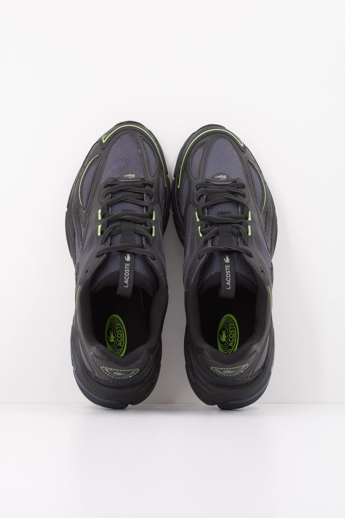 LACOSTE STORM 96 en color NEGRO (3)