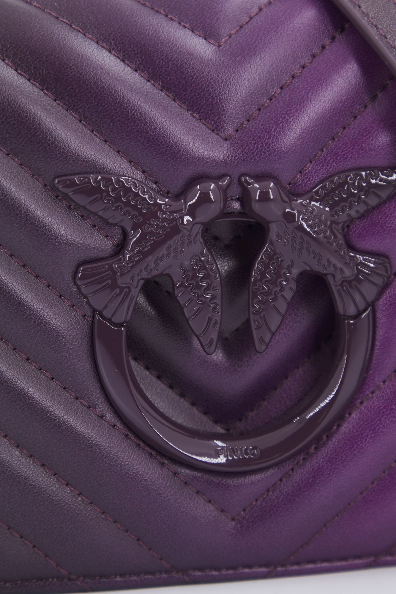 PINKO LOVE MINI CLICK SHADED en color VIOLETA (5)