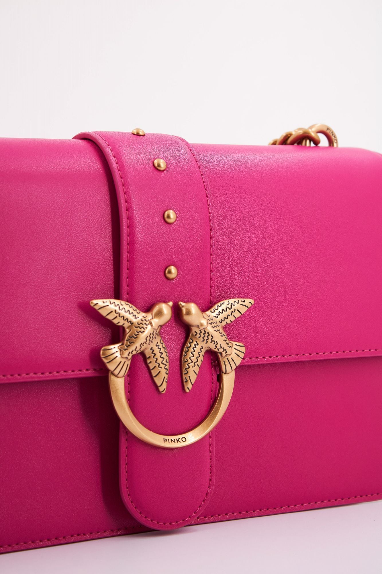 PINKO LOVE ICON CLASSIC CL en color ROSA (4)