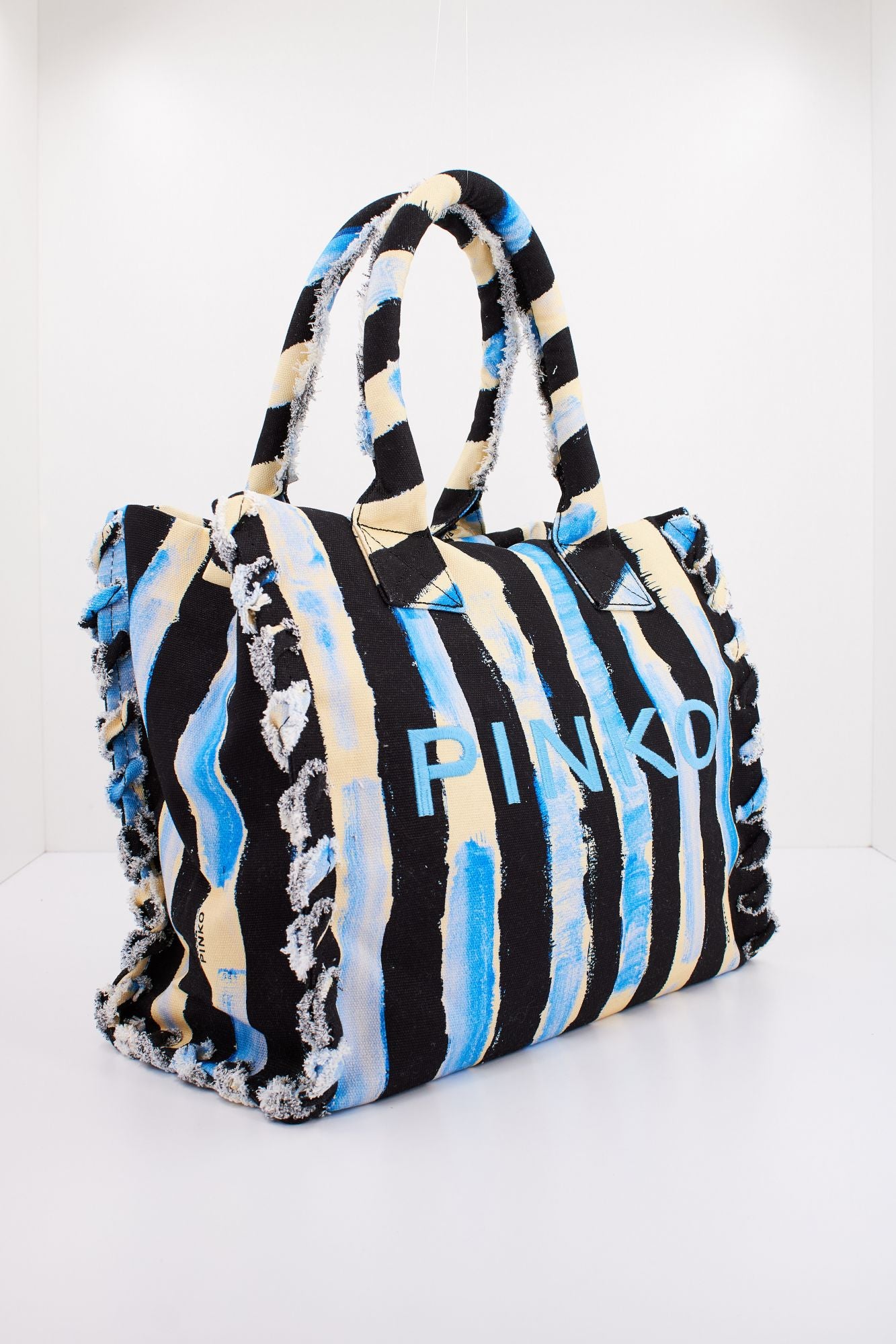PINKO BEACH SHOPPING en color NEGRO (2)
